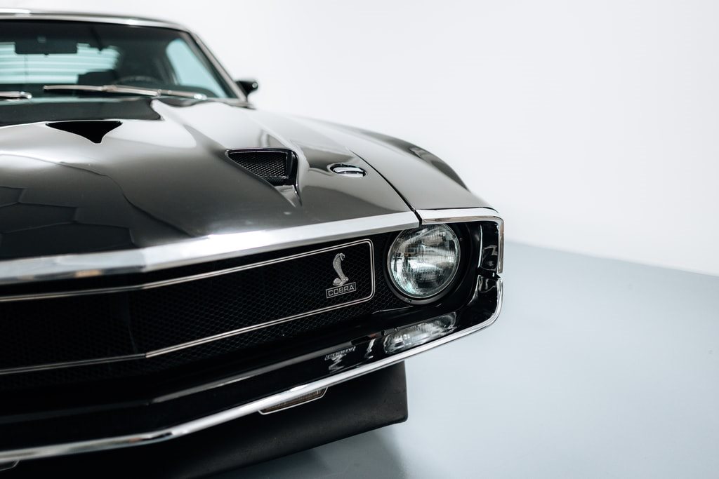 FORD MUSTANG Cobra Shelby GT 350 Fastback*Original Shelby Signatur*-showroom-element-1