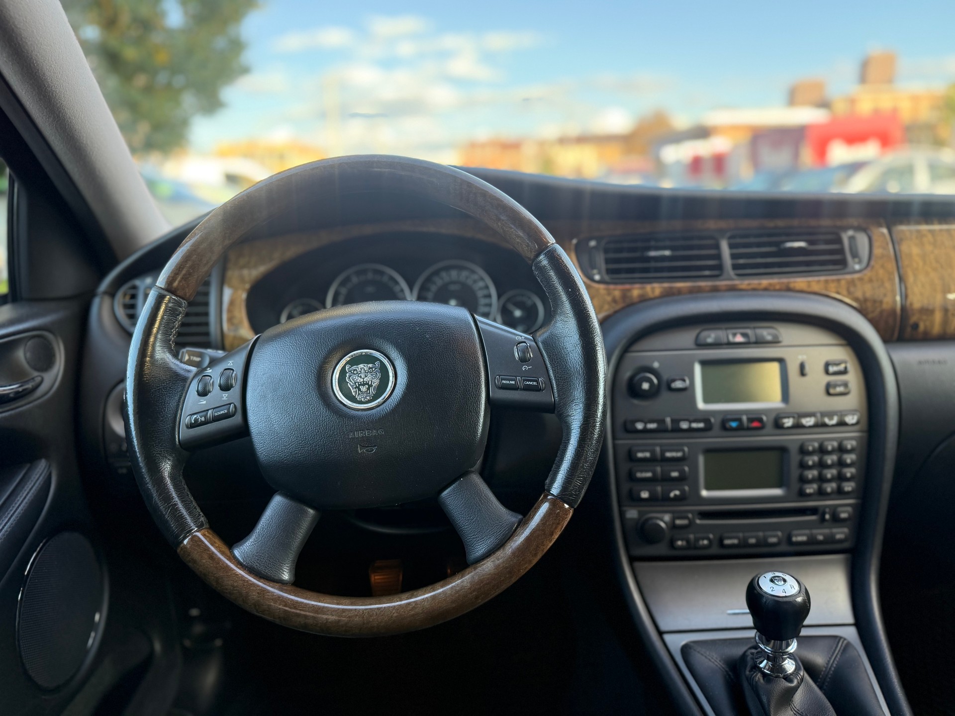 JAGUAR X-Type 2.5 V6 Traction4 Executive-image-10