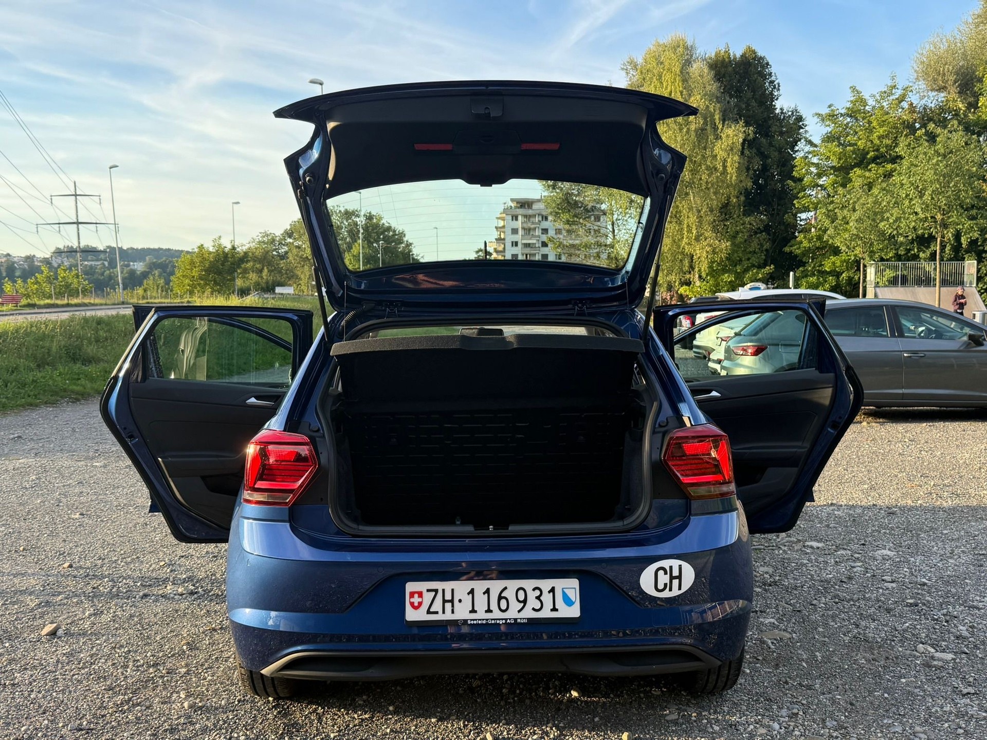 VW Polo 1.0 BMT Trendline-image-4
