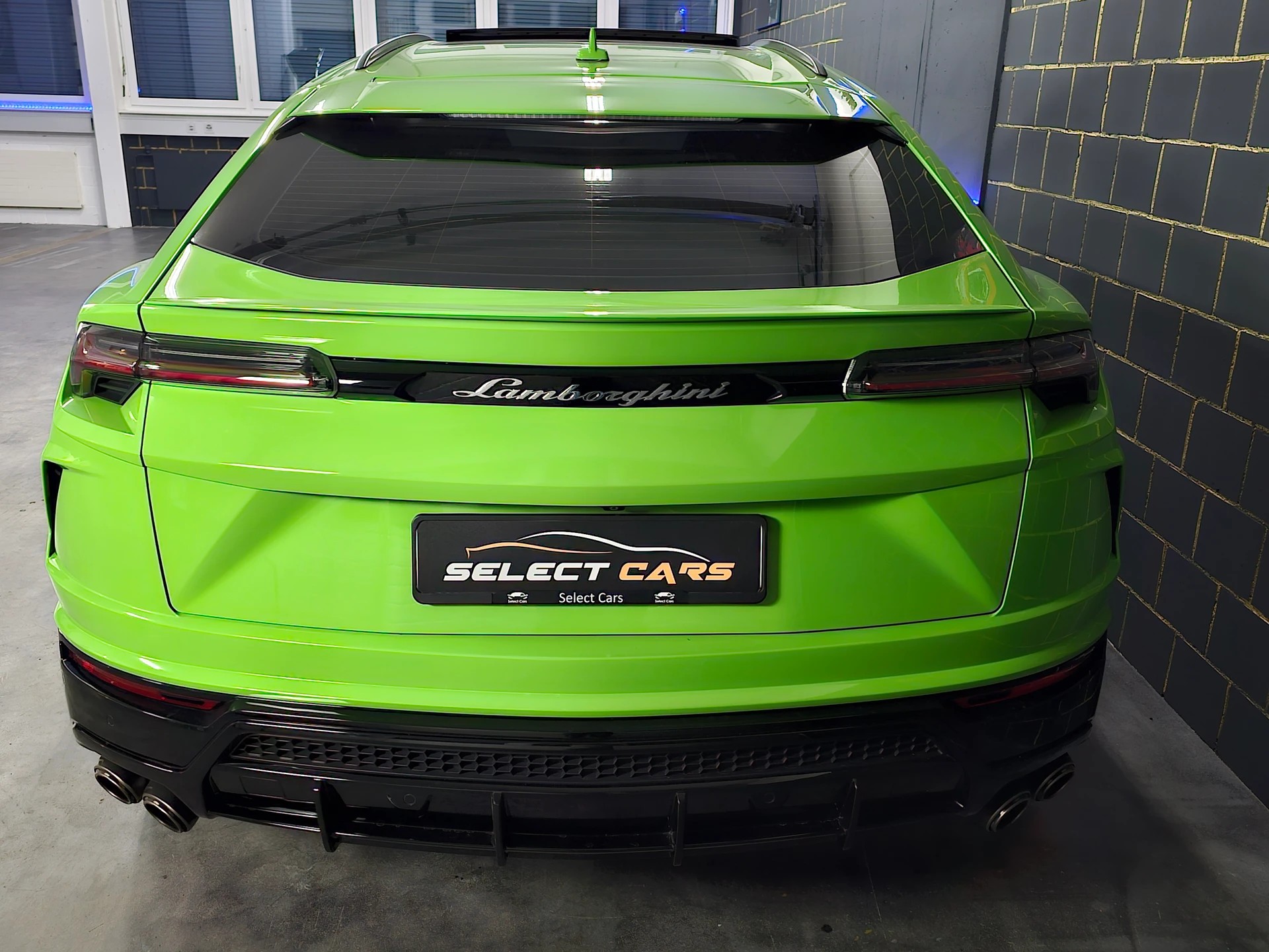 LAMBORGHINI Urus E-Gear-image-7