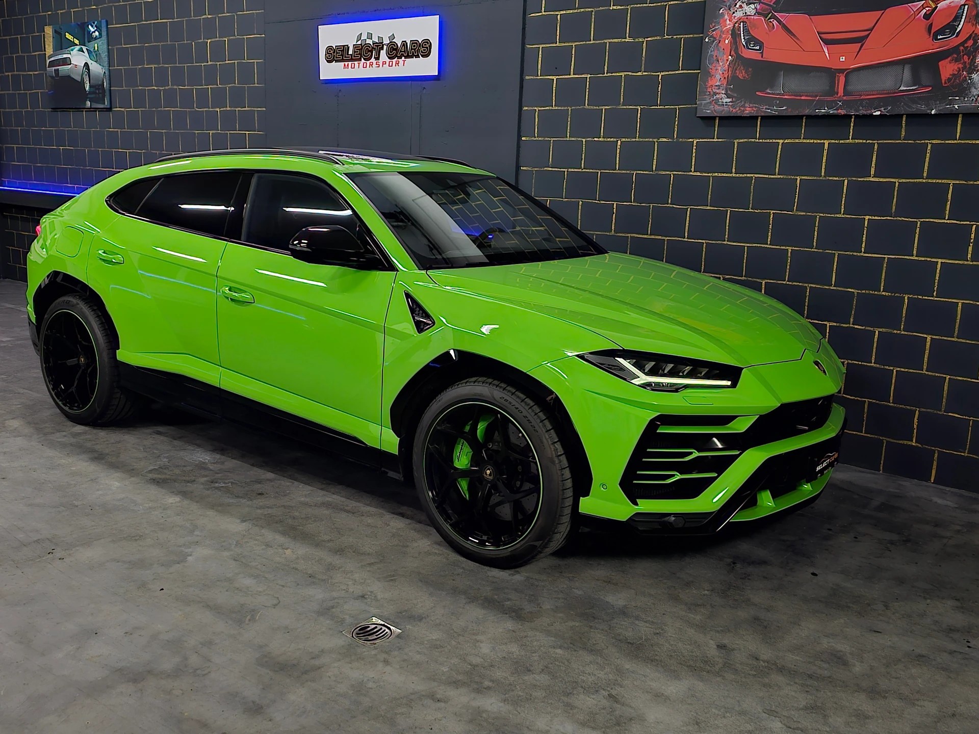 LAMBORGHINI Urus E-Gear