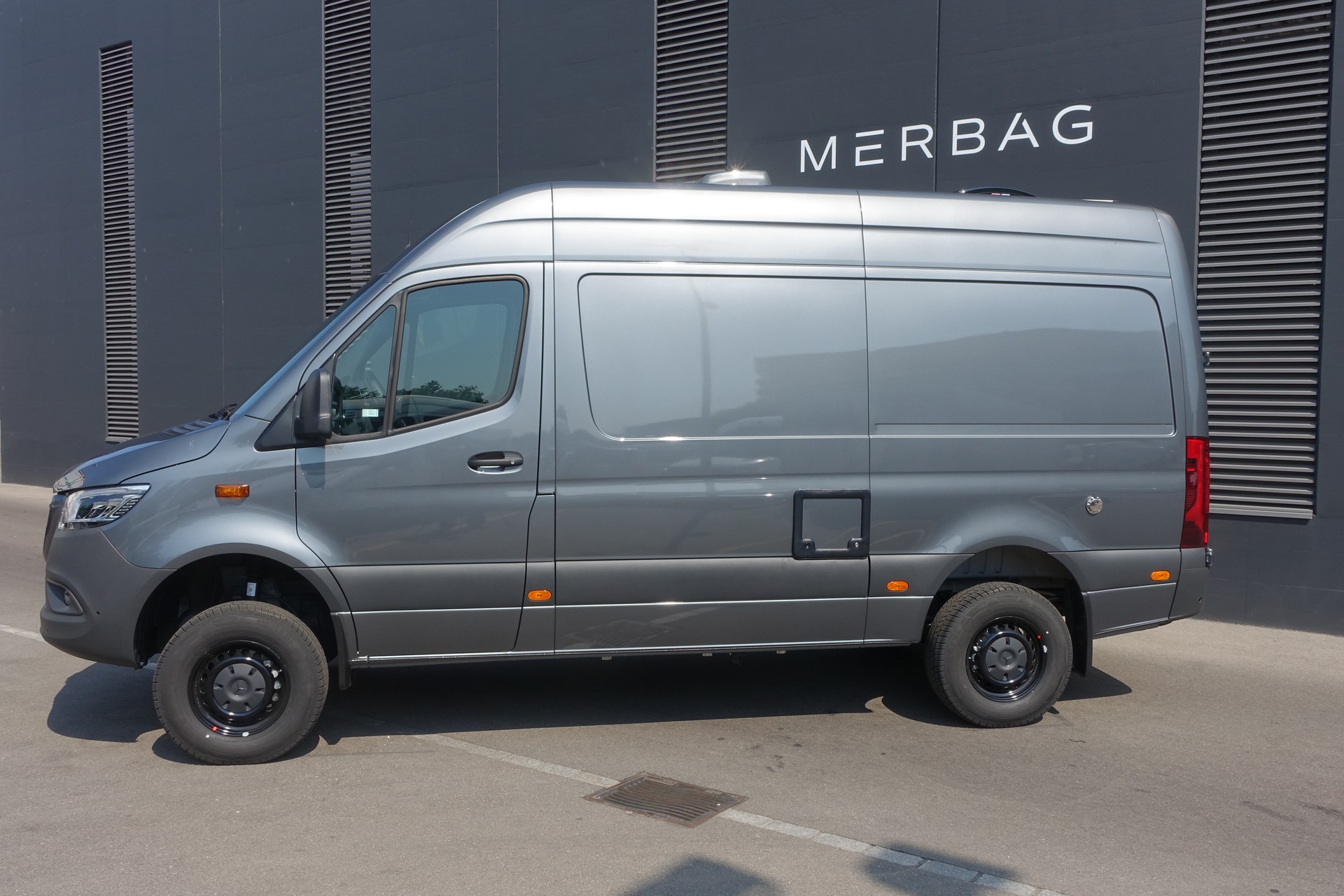 MERCEDES-BENZ Sprinter 419 CDI Rogus Roadtrip 3665mm S-image-2