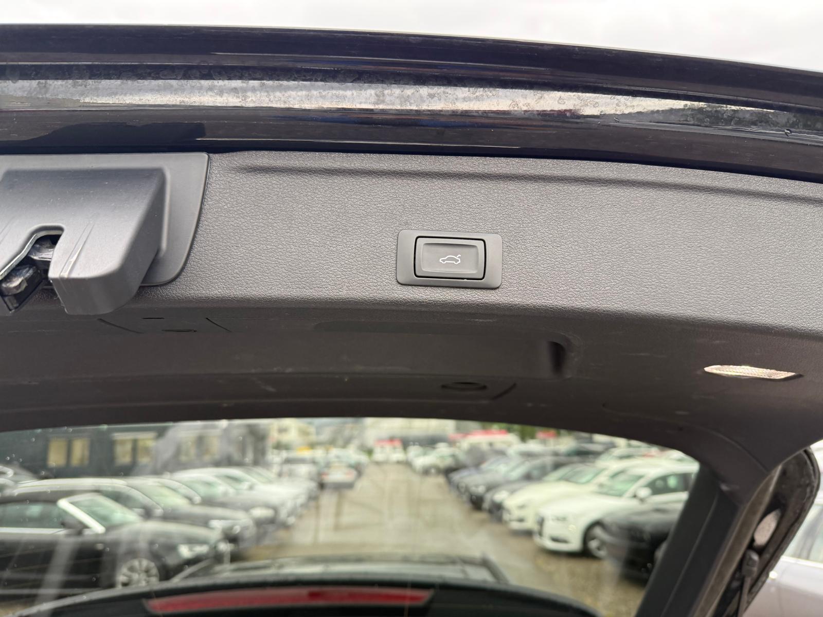 AUDI A4 Avant 2.0 35 TDI S-Tronic-image-13