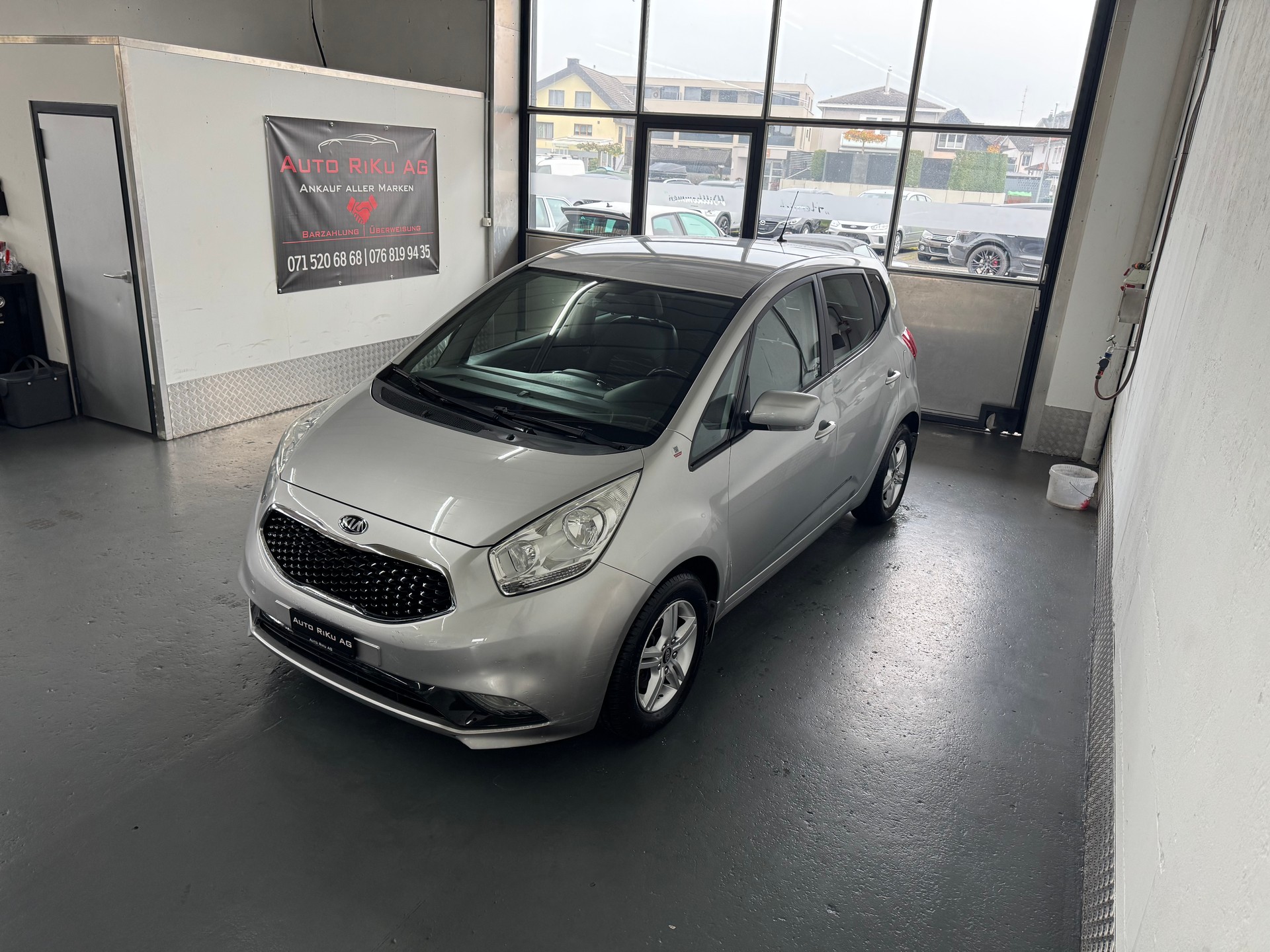 KIA Venga 1.4 CRDi Swiss Eco Edition-image-4