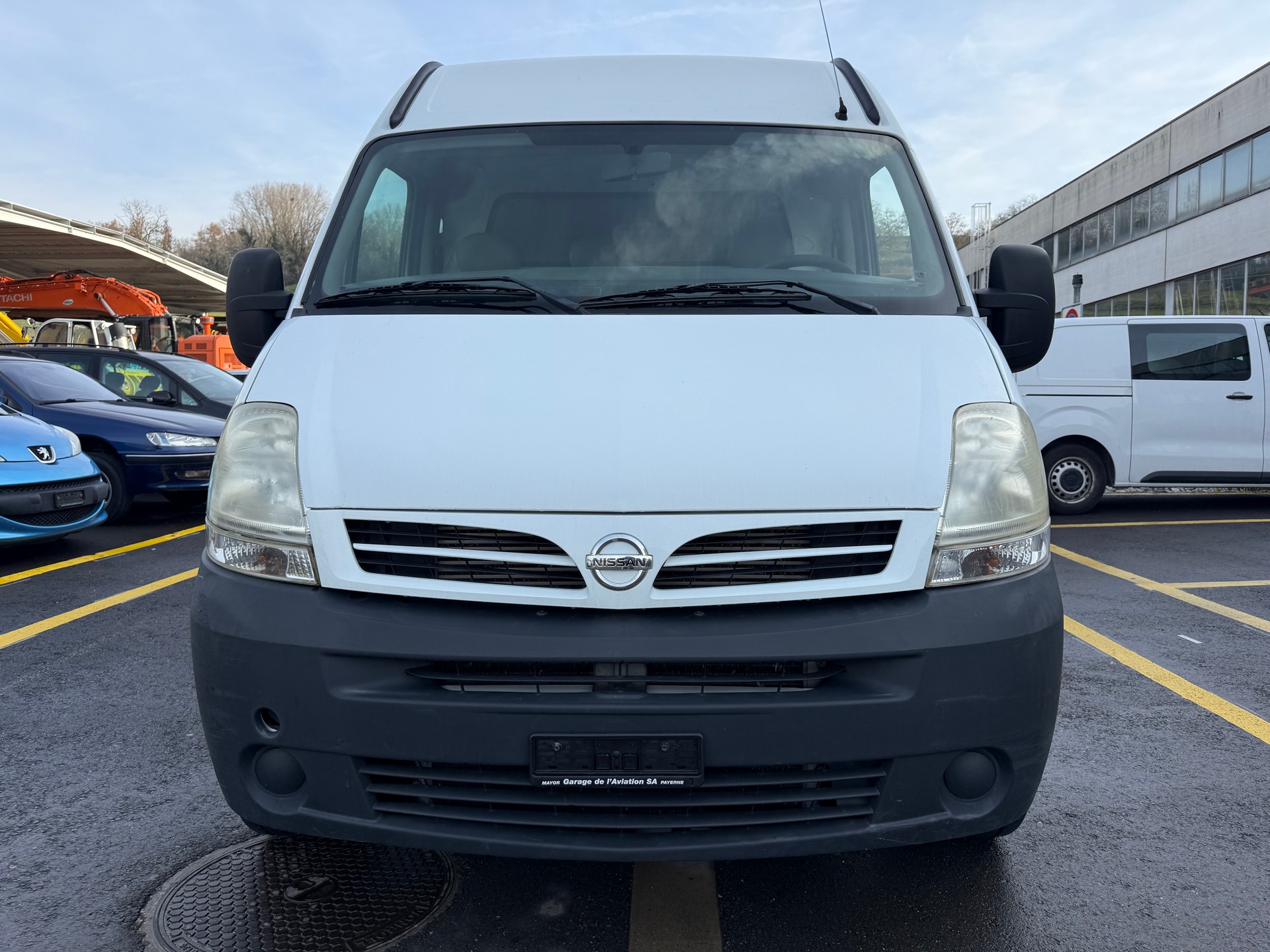NISSAN Interstar 35 2.5dCi 120 Comfort-image-3
