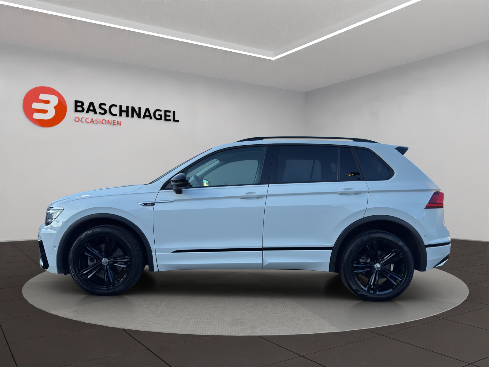 VW Tiguan 2.0TSI Highline 4Motion DSG-image-1