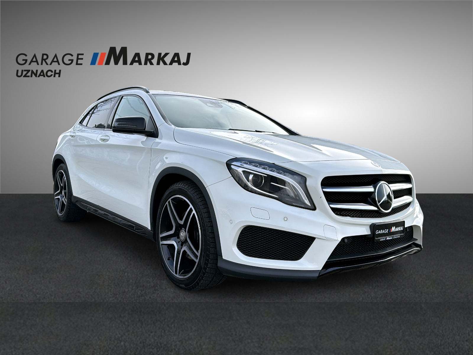 MERCEDES-BENZ GLA 220 d AMG Line 4Matic 7G-DCT-image-2