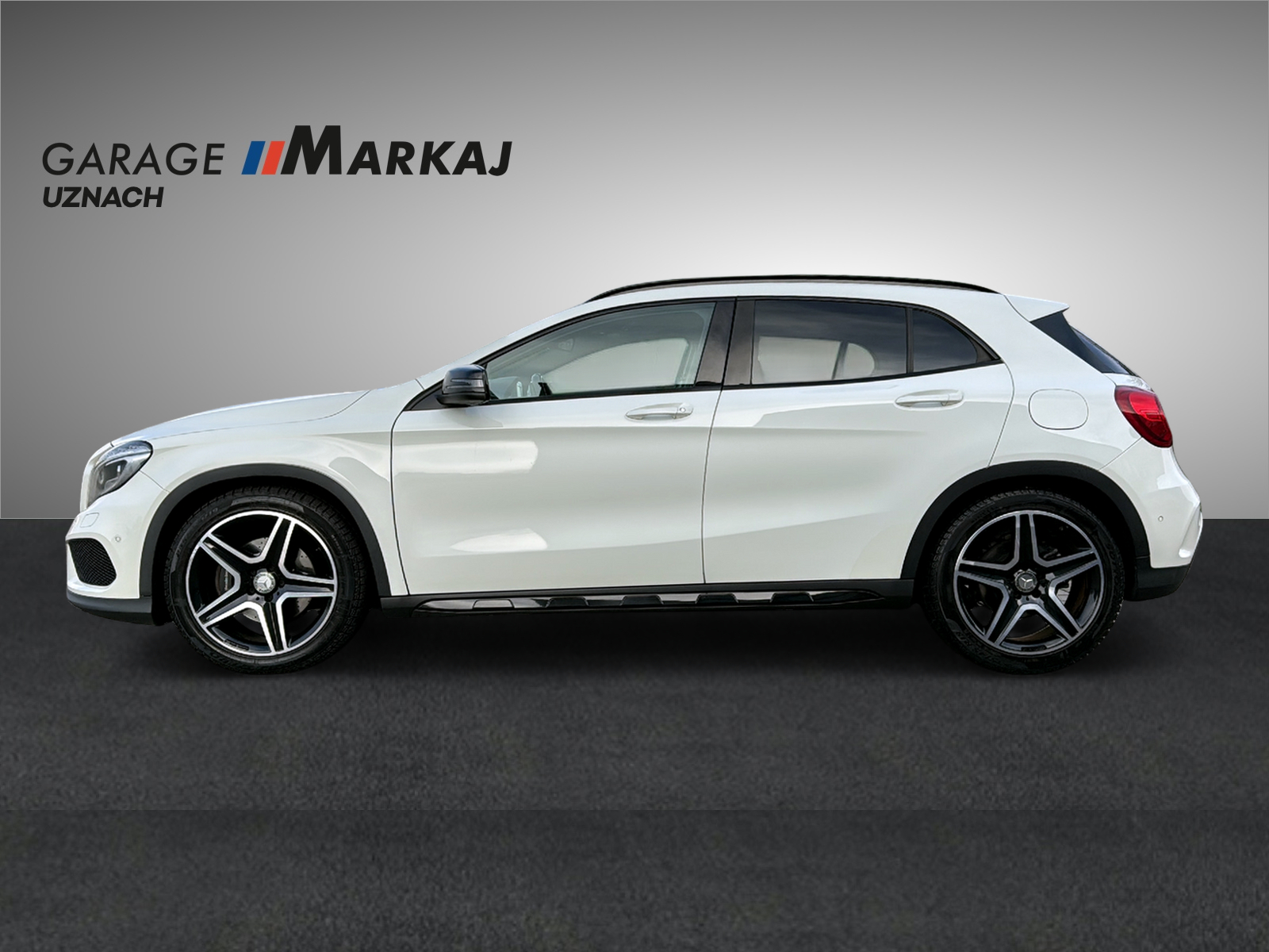 MERCEDES-BENZ GLA 220 d AMG Line 4Matic 7G-DCT-image-6