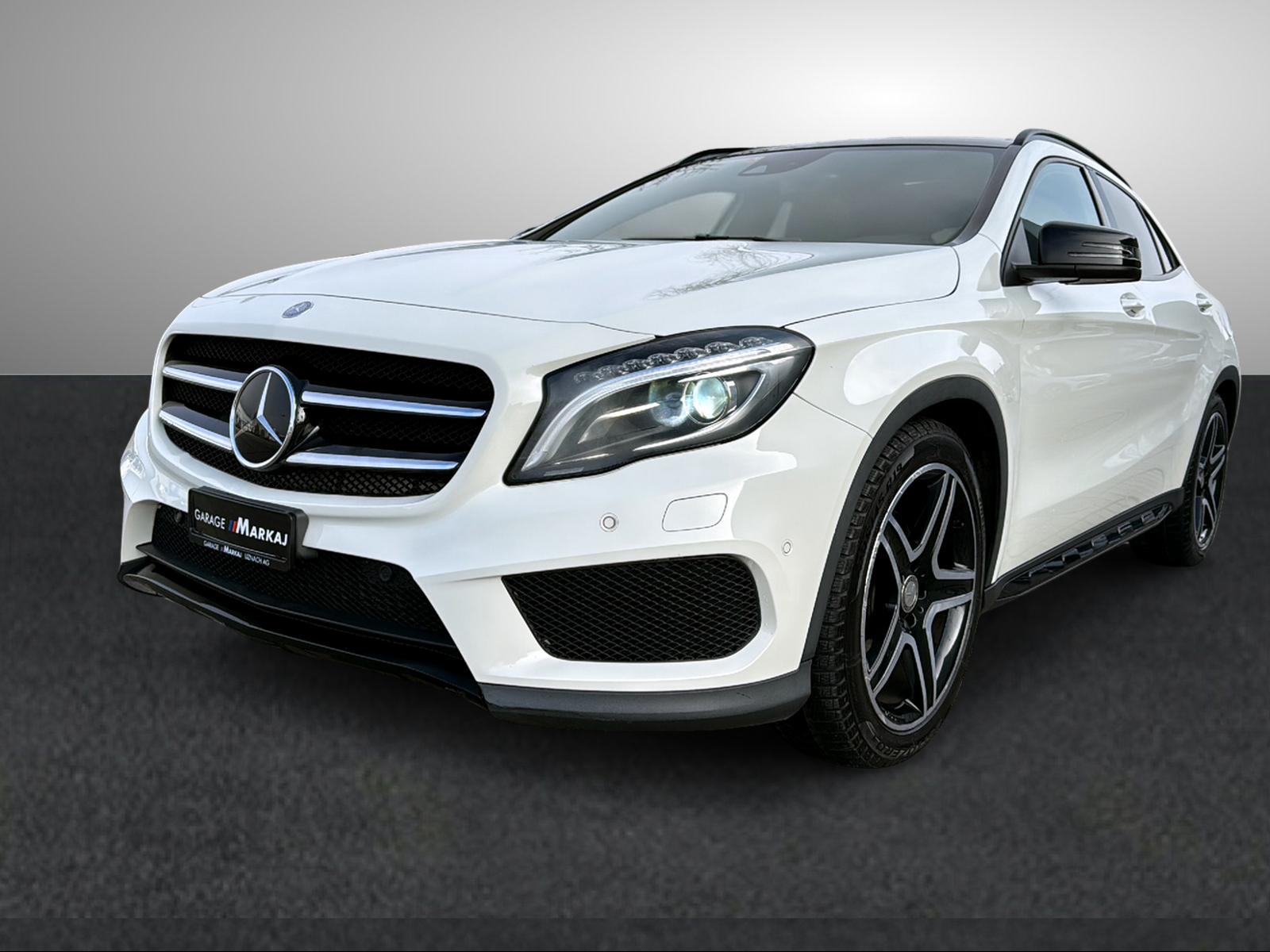 MERCEDES-BENZ GLA 220 d AMG Line 4Matic 7G-DCT-image-1