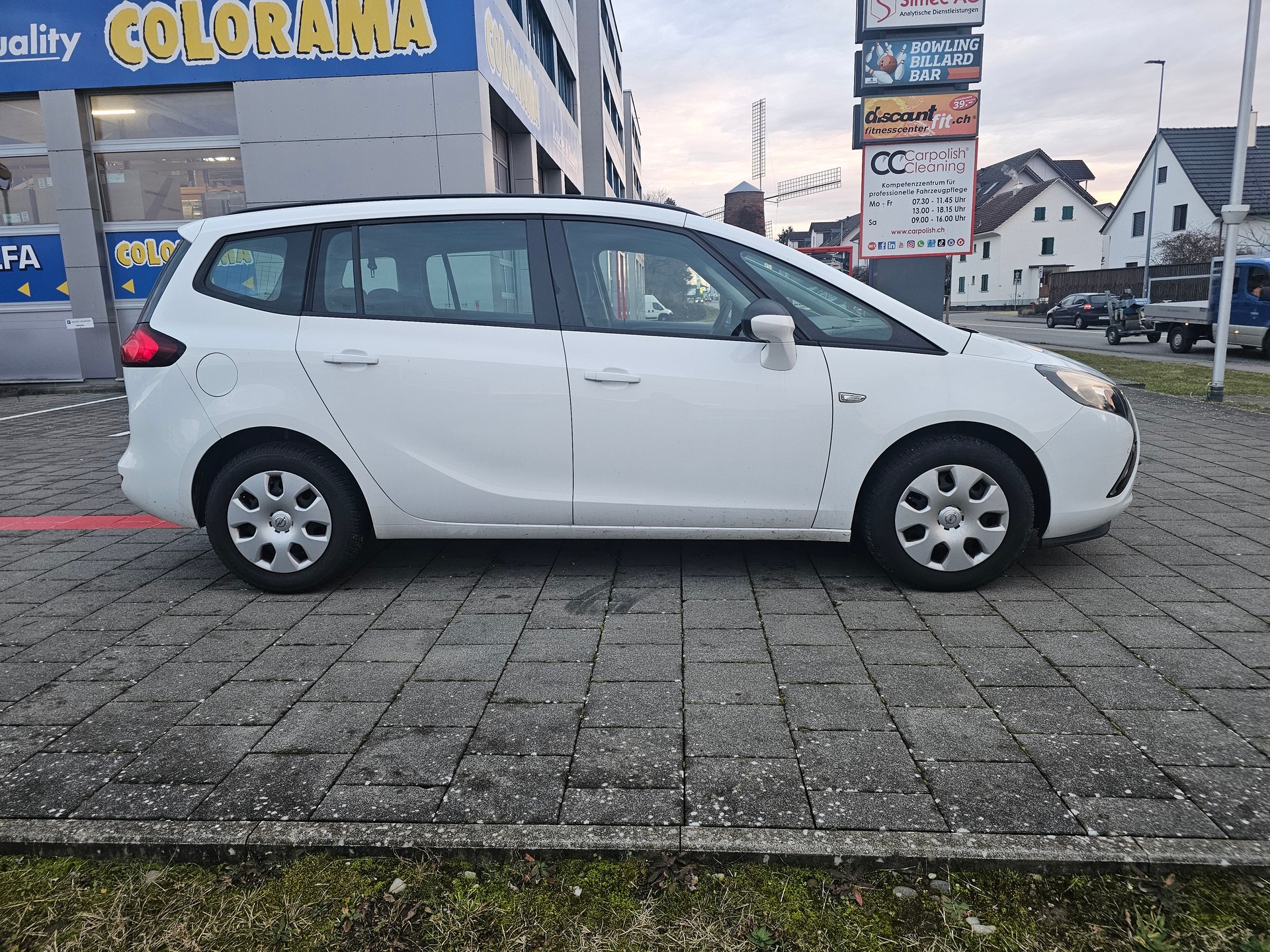 OPEL Zafira Tourer 1.4i 16V Turbo Automatic-image-5