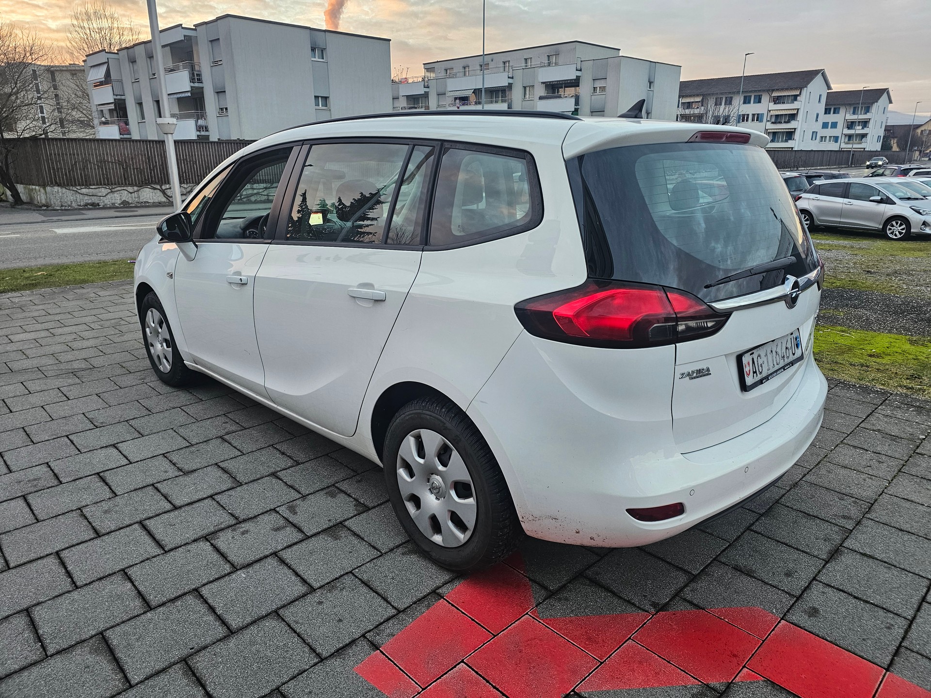 OPEL Zafira Tourer 1.4i 16V Turbo Automatic-image-3