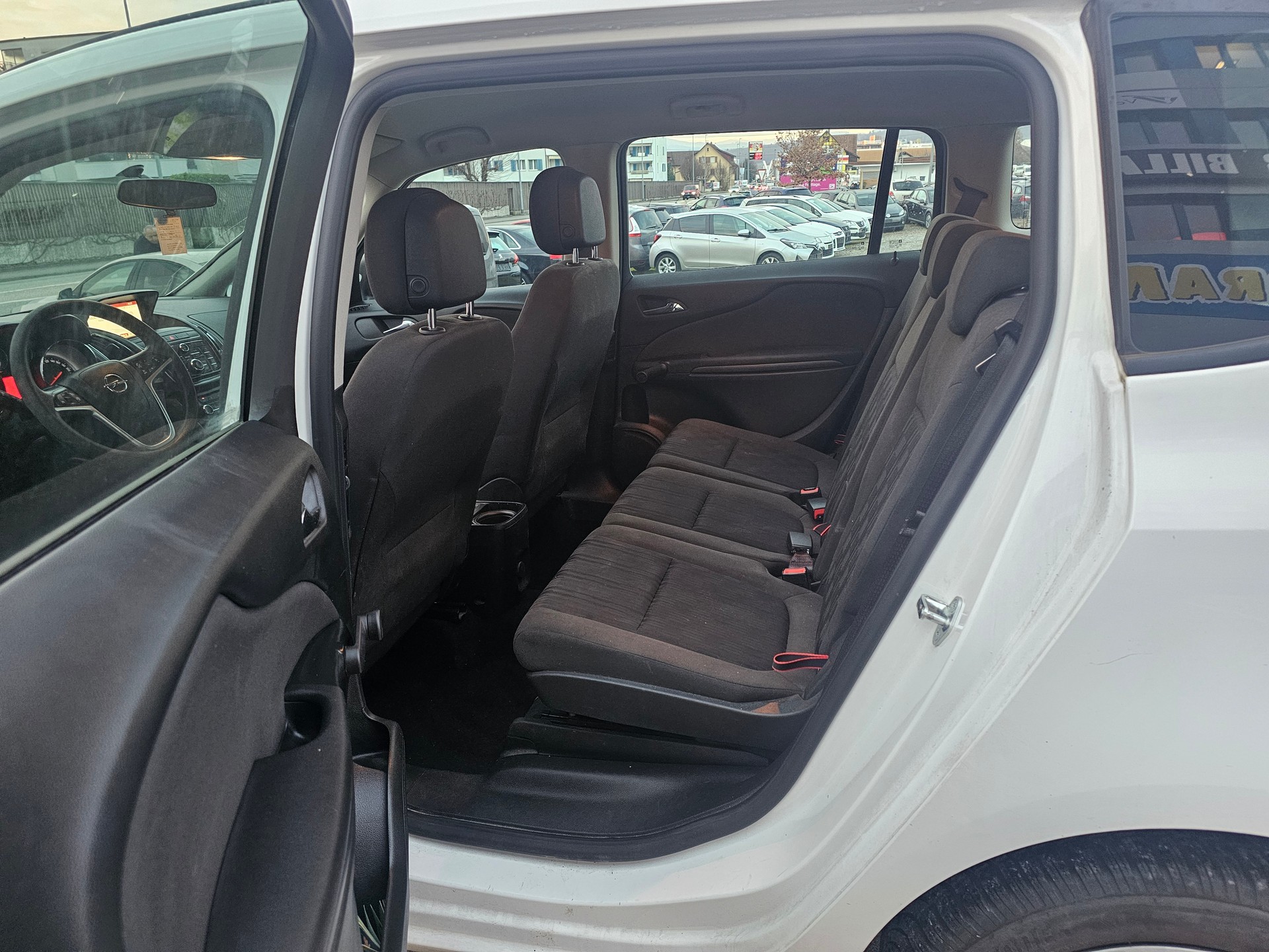 OPEL Zafira Tourer 1.4i 16V Turbo Automatic-image-8