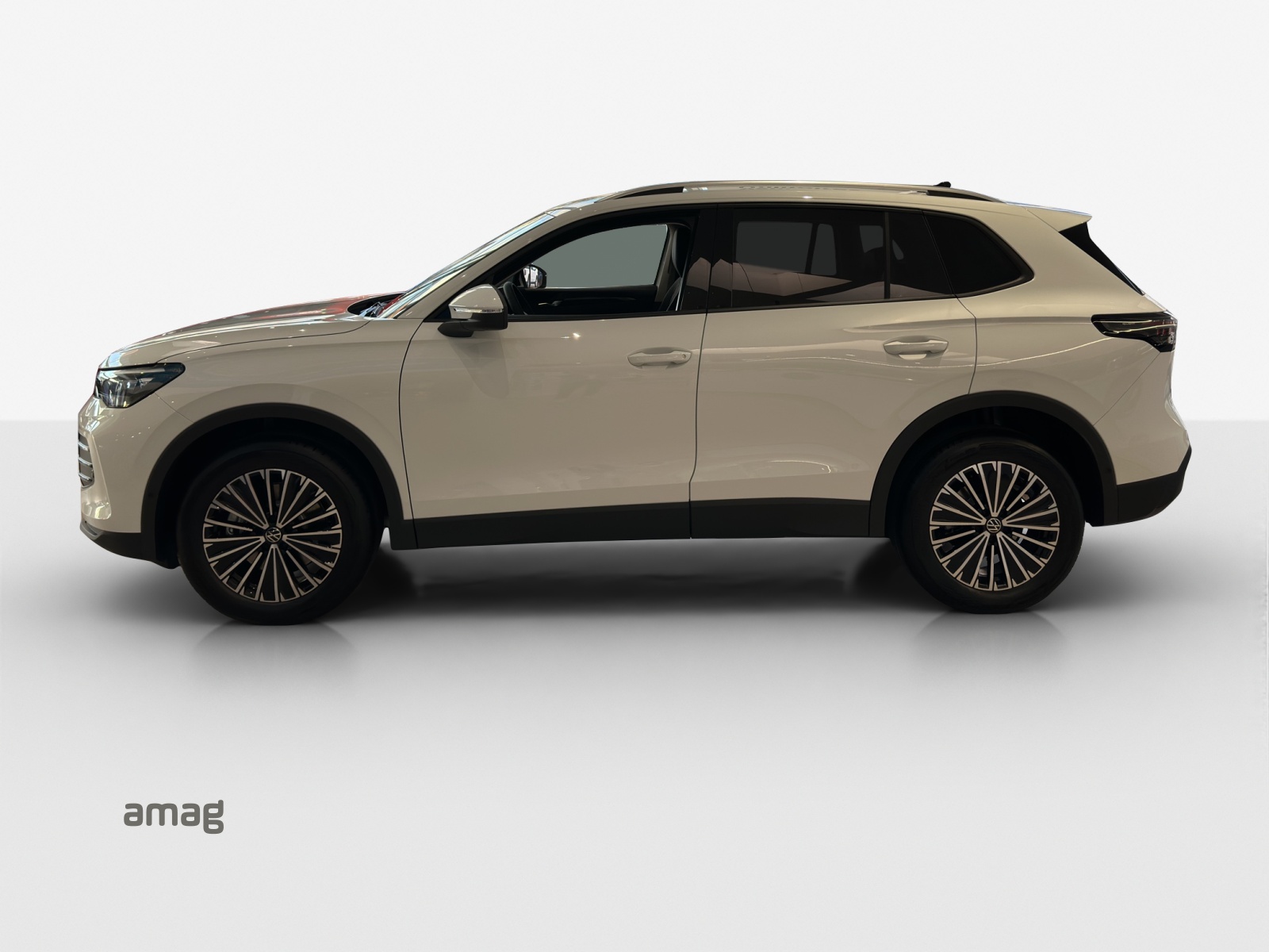 VW Tiguan 2.0 TSI DSG Life 4Motion-image-2