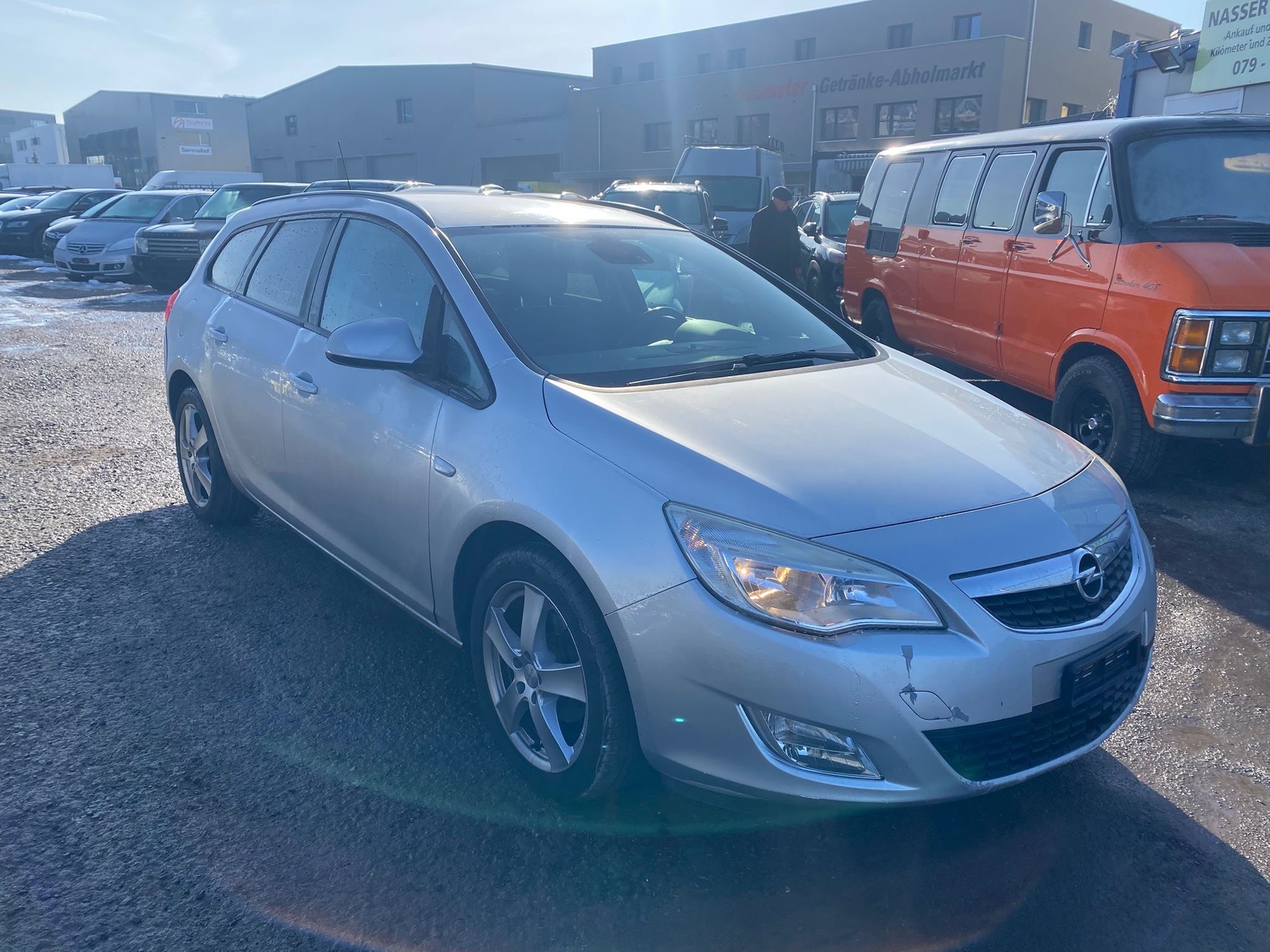 OPEL Astra SportsTourer 1.4i 16V Turbo Sport