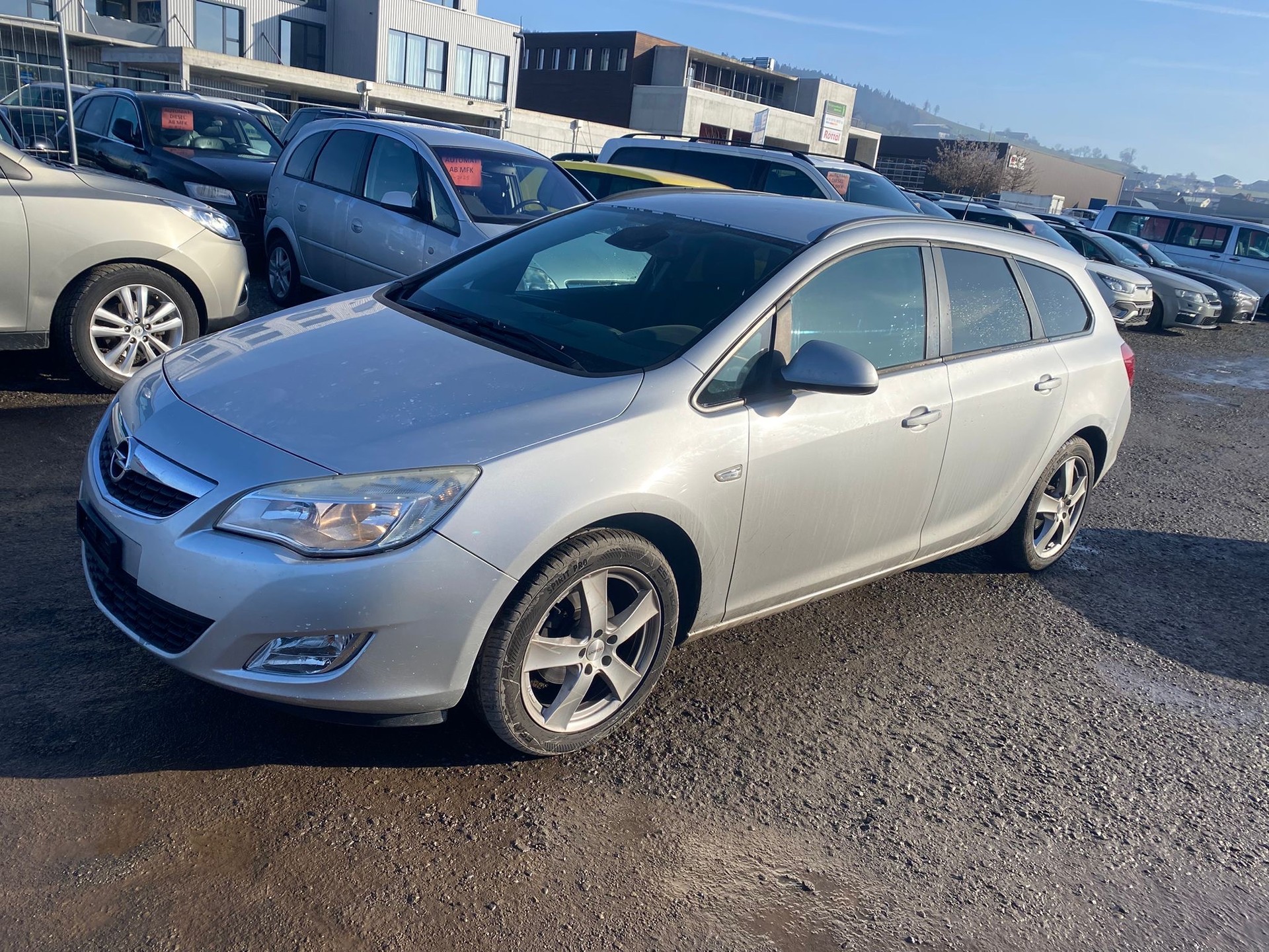 OPEL Astra SportsTourer 1.4i 16V Turbo Sport-image-1