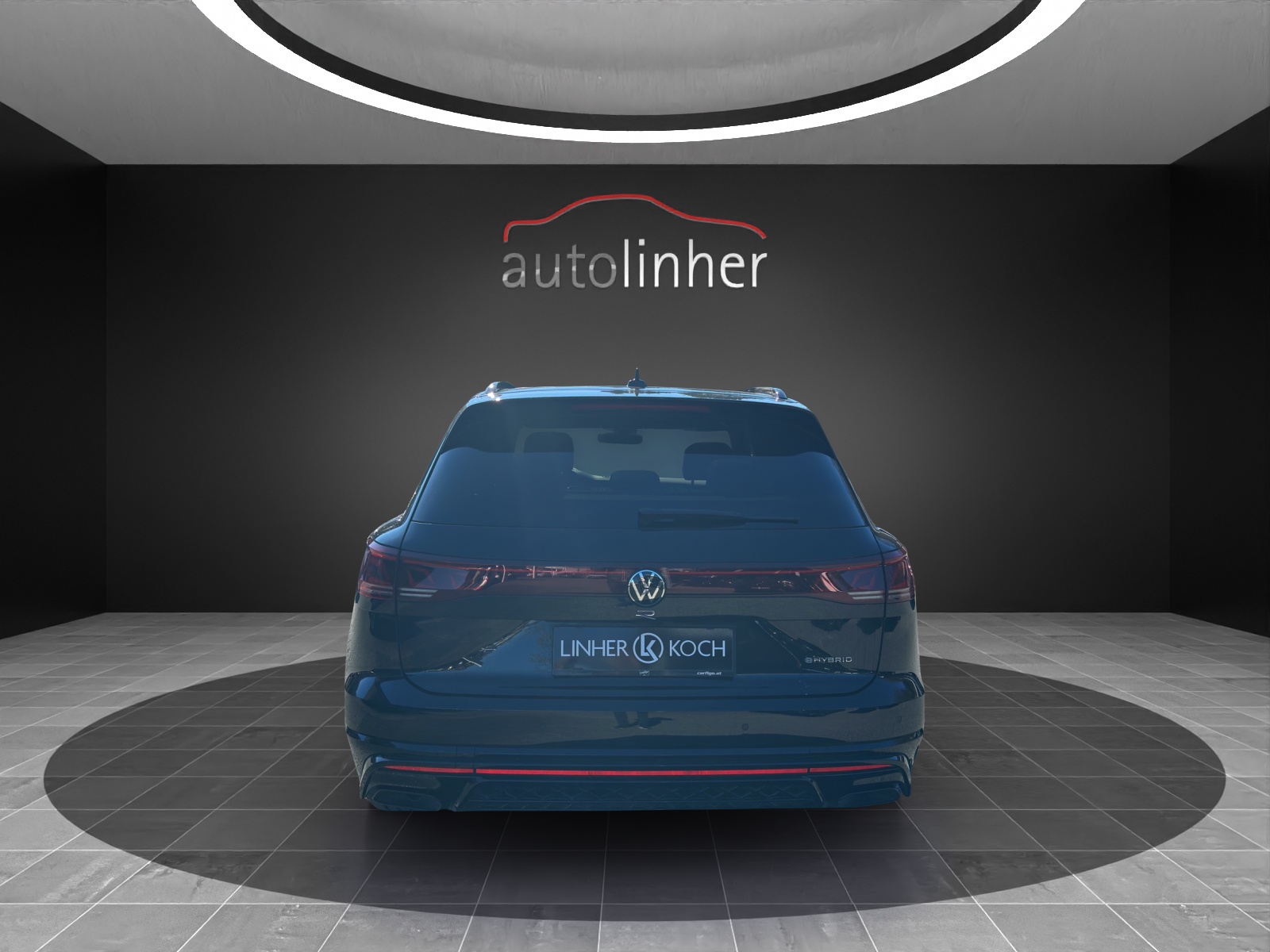 VW Touareg 3.0 TSI eHybrid R Tiptronic-image-3