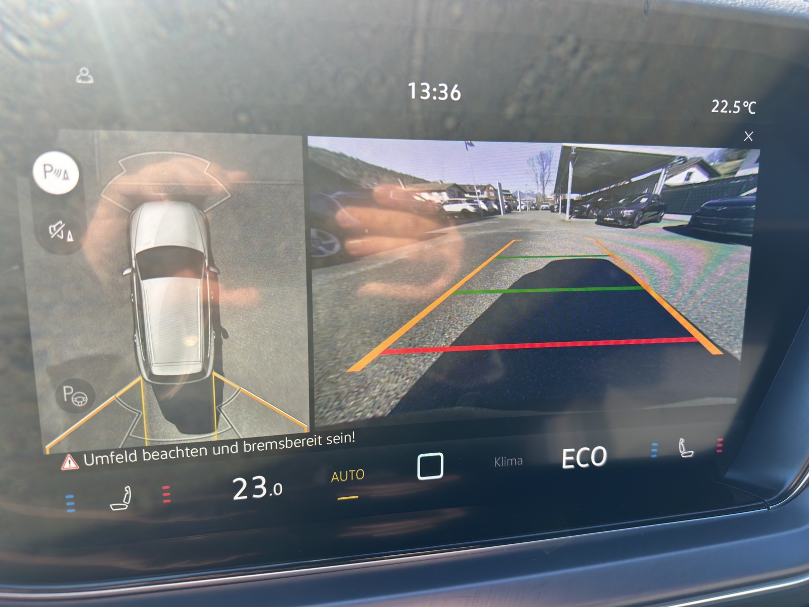 VW Touareg 3.0 TSI eHybrid R Tiptronic-image-16