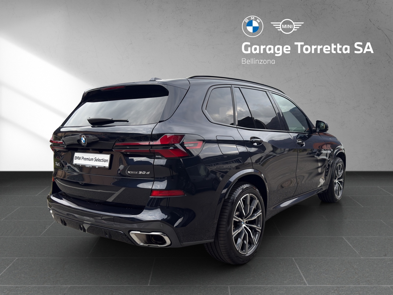 BMW X5 xDrive 48V 30d M Sport Steptronic-image-4