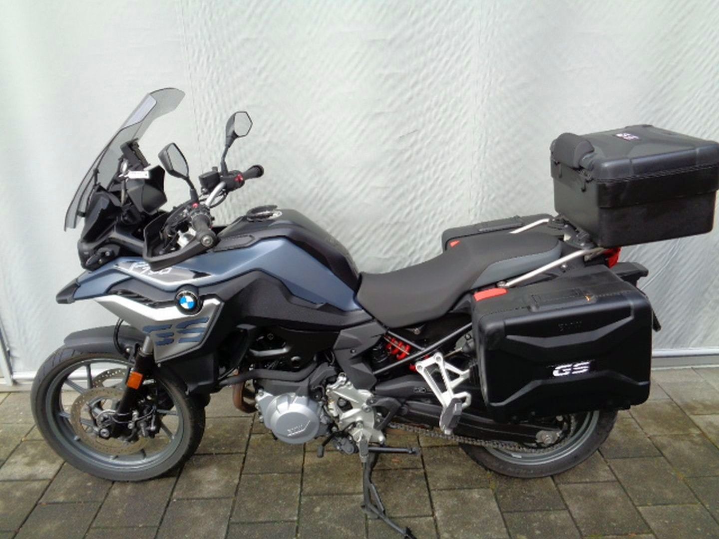 BMW F 750 GS-showroom-element-2