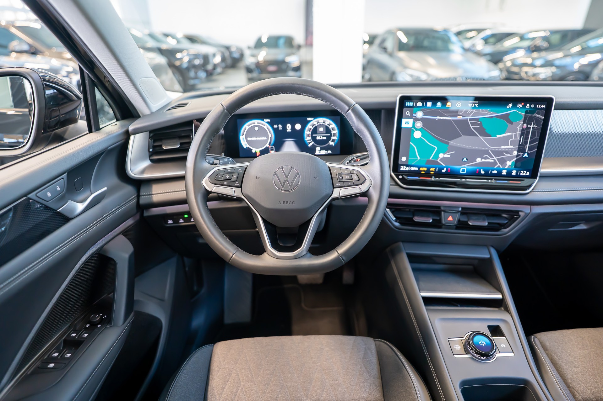 VW Tayron 2.0 TDI SCR Life DSG 7Plätzer / 360°Kamera / Digital Cockpit-image-18