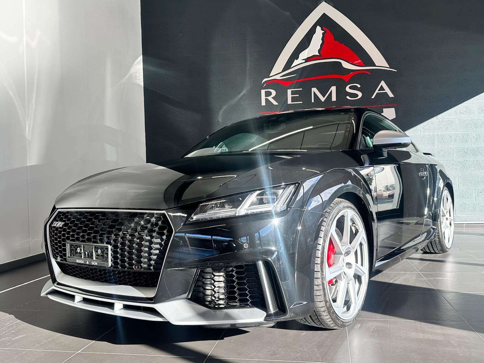 AUDI TT RS Coupé 2.5 TFSI quattro S-tronic-image-0