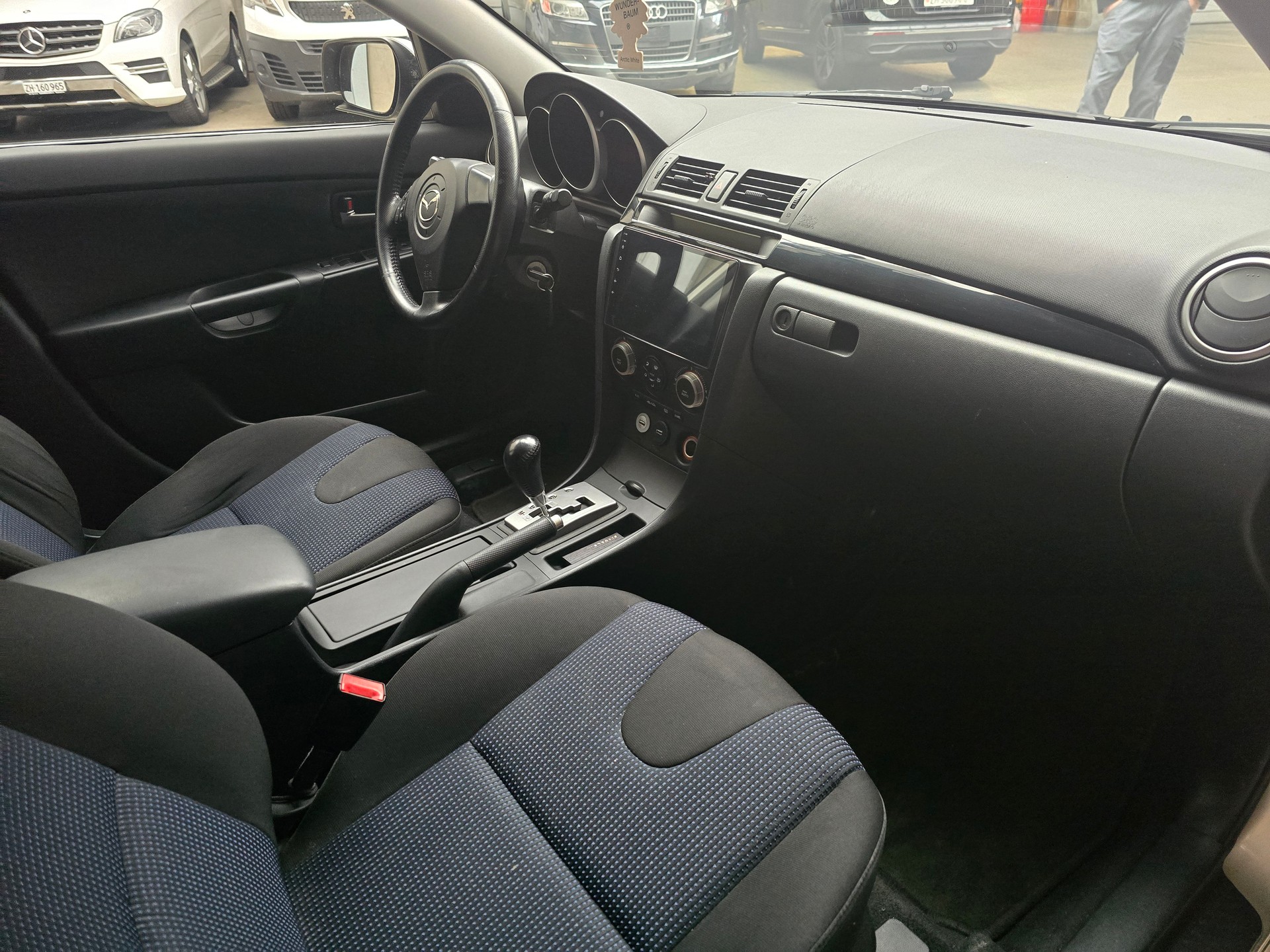 MAZDA 3 1.6 16V Confort-image-4