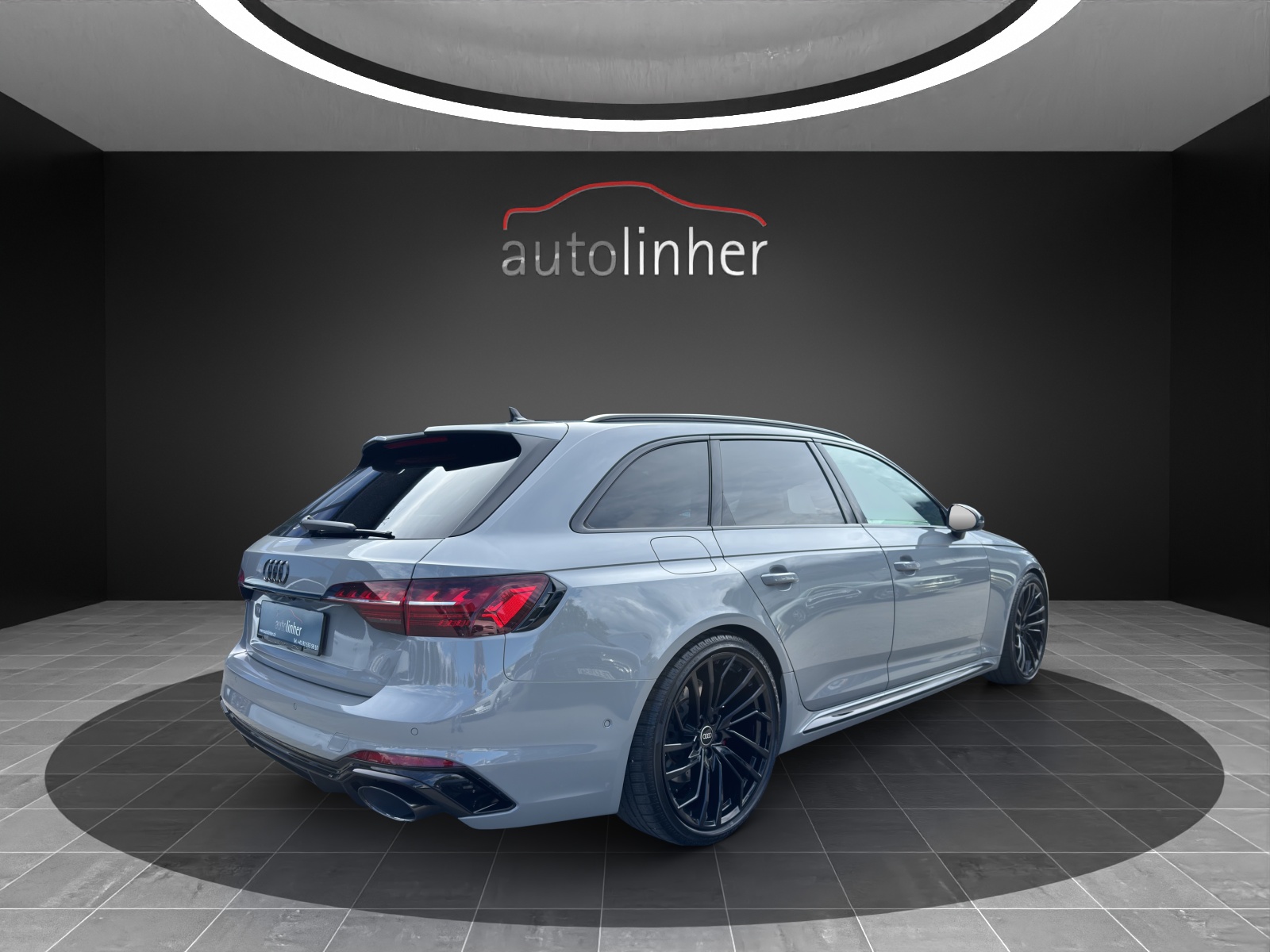AUDI RS4 Avant quattro tiptronic-image-4