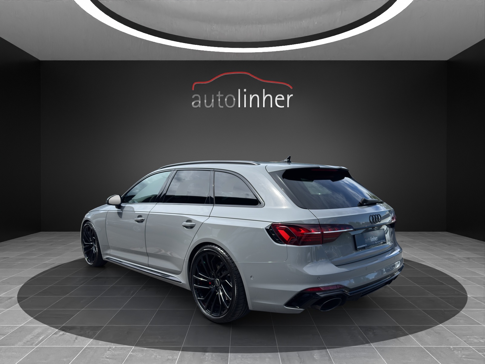 AUDI RS4 Avant quattro tiptronic-image-2