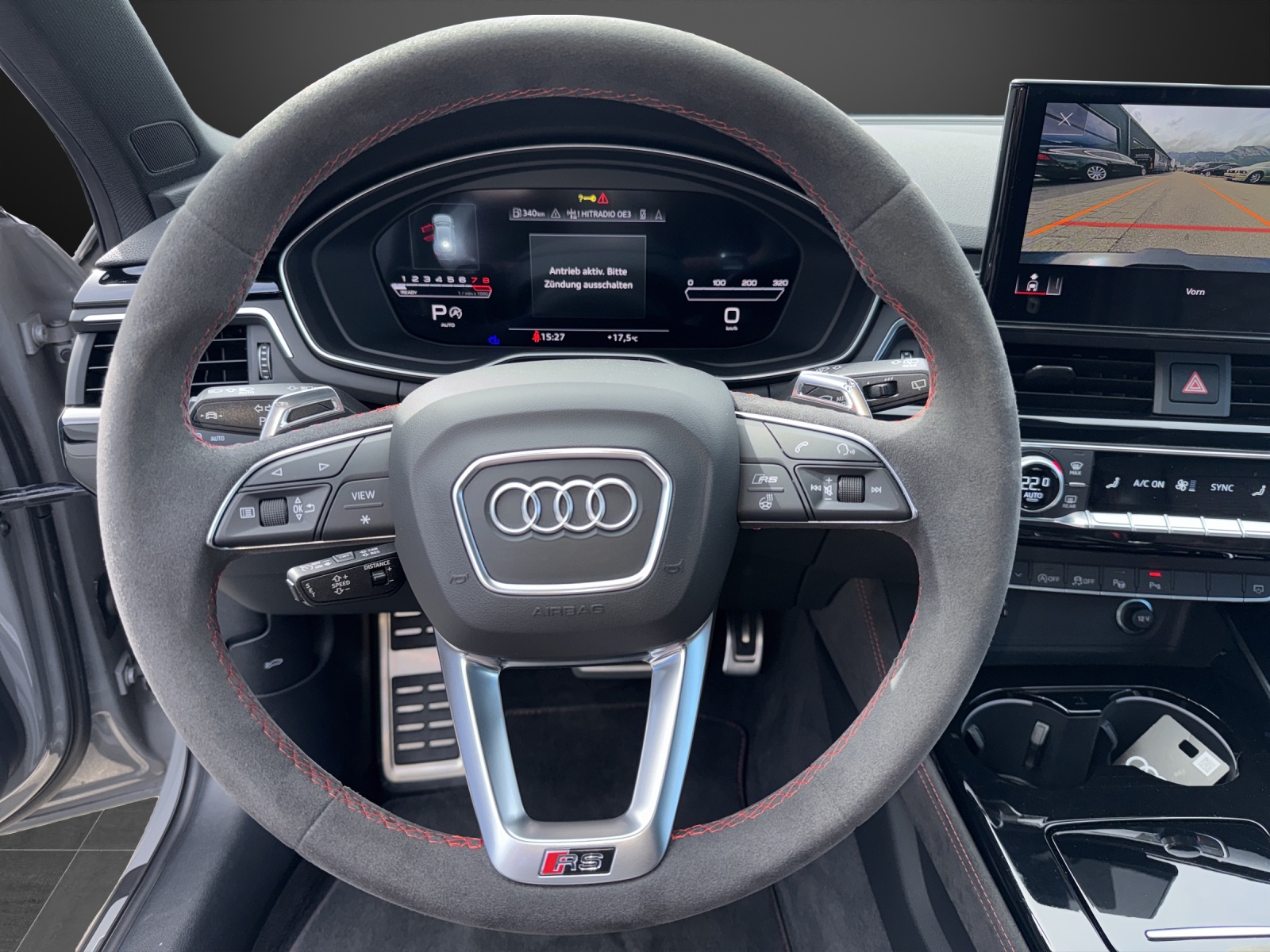 AUDI RS4 Avant quattro tiptronic-image-10
