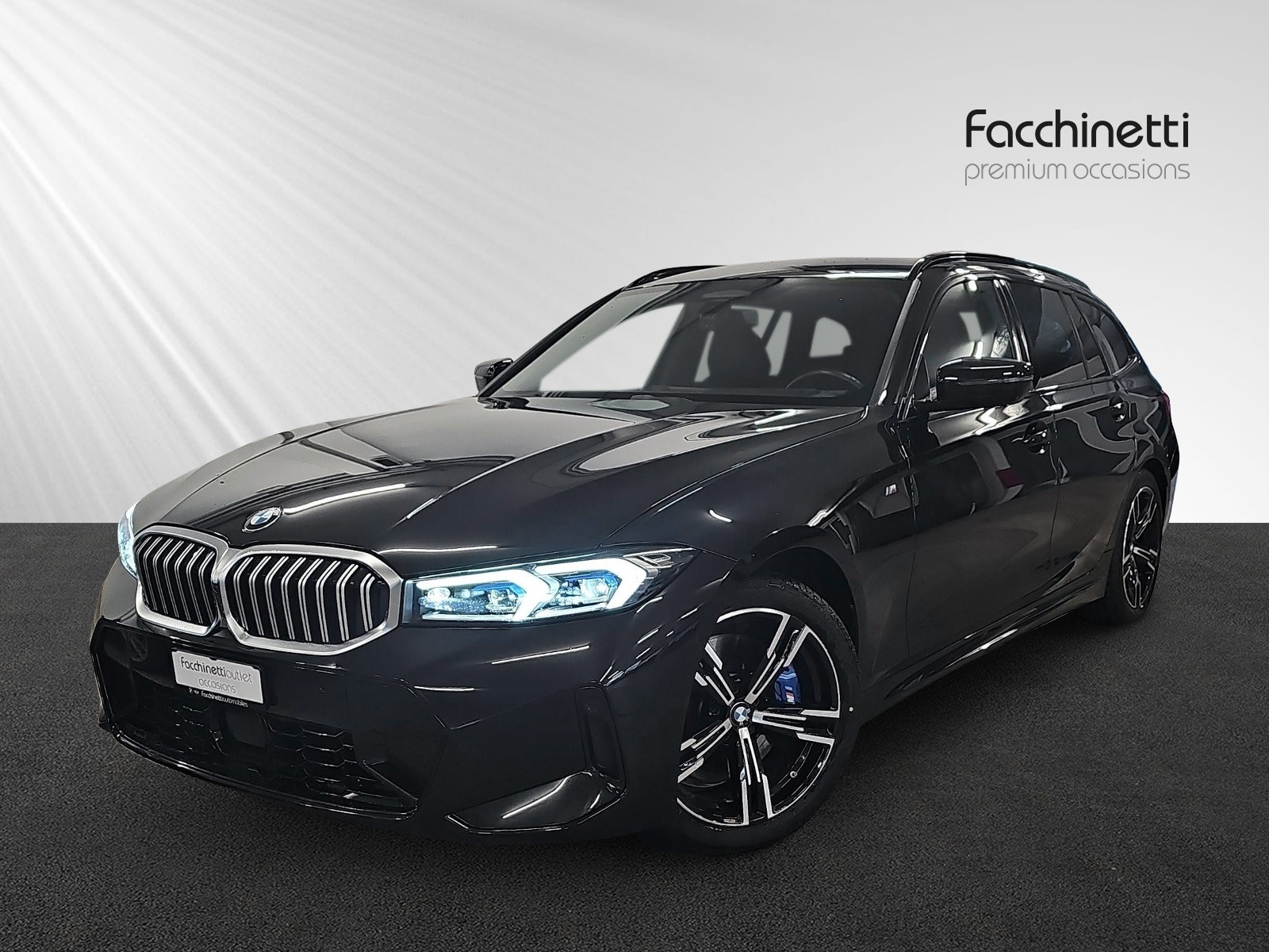 BMW 330d xDrive 48V Touring Steptronic M Sport-image-0
