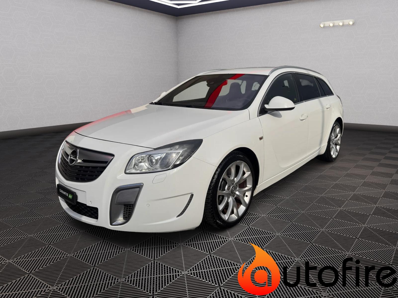 OPEL Insignia Sports Tourer 2.8 Turbo OPC 4WD Automatic-image-0