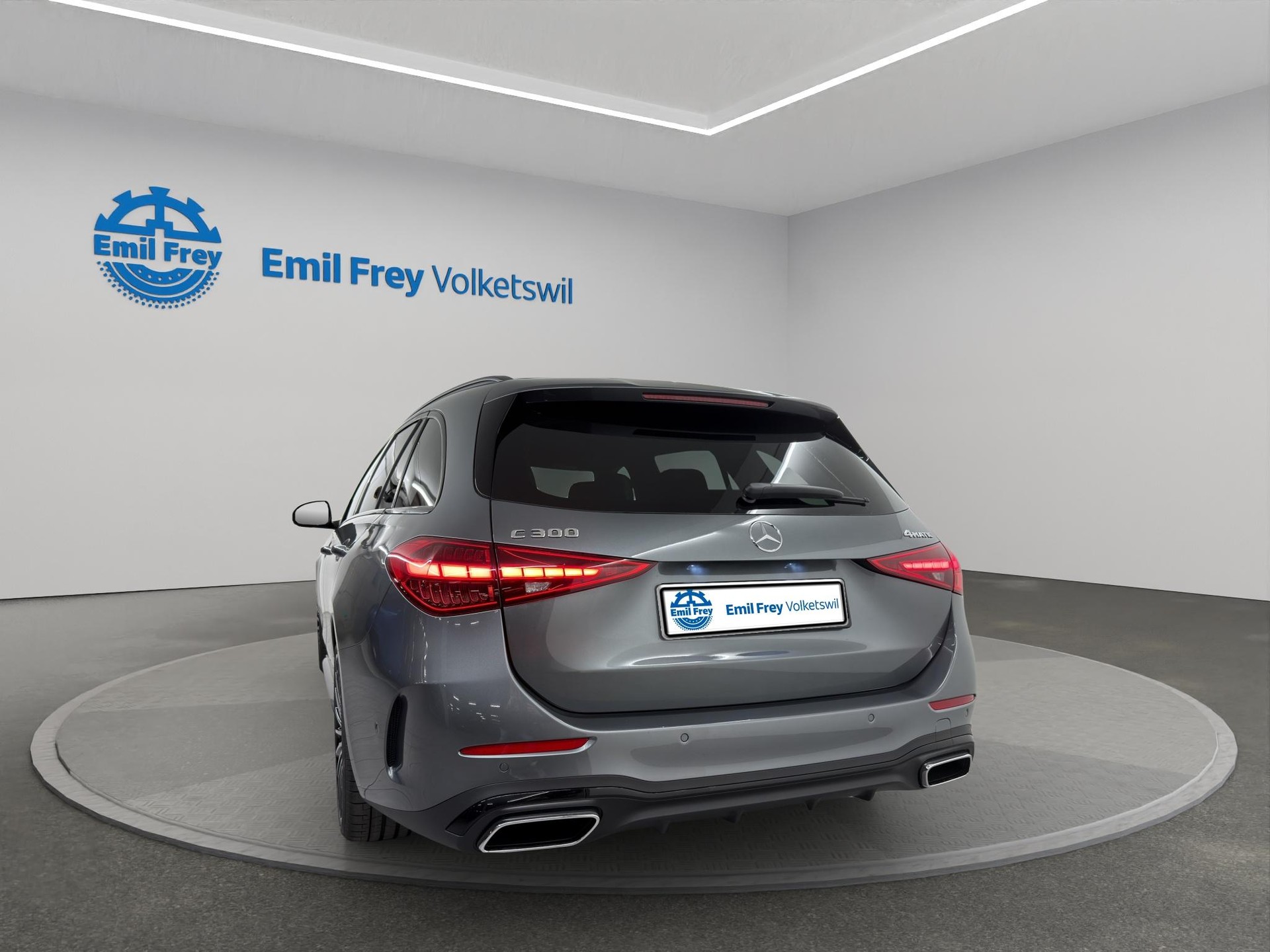 MERCEDES-BENZ C 300 AMG Line 4matic Kombi-image-2