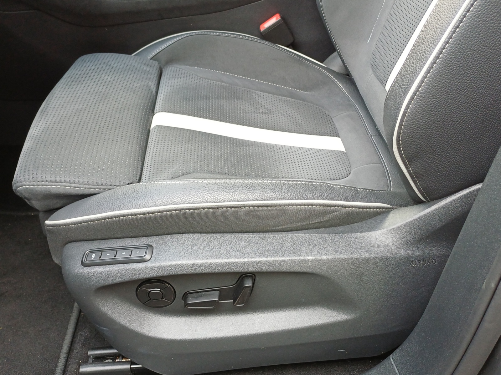 SKODA Kodiaq 2.0 TDI Sportline 4x4-image-14
