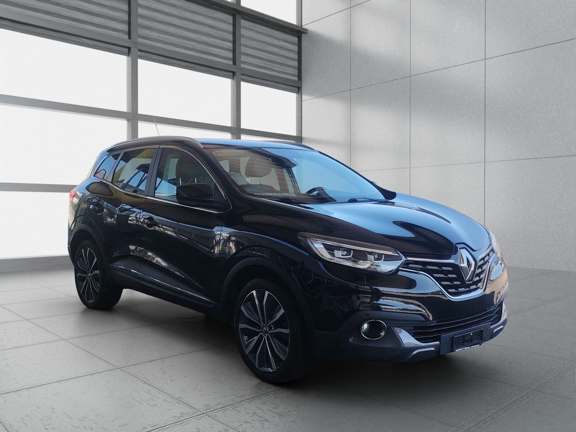 RENAULT Kadjar 1.2 16V Turbo 90th Anniversary EDC-image-2