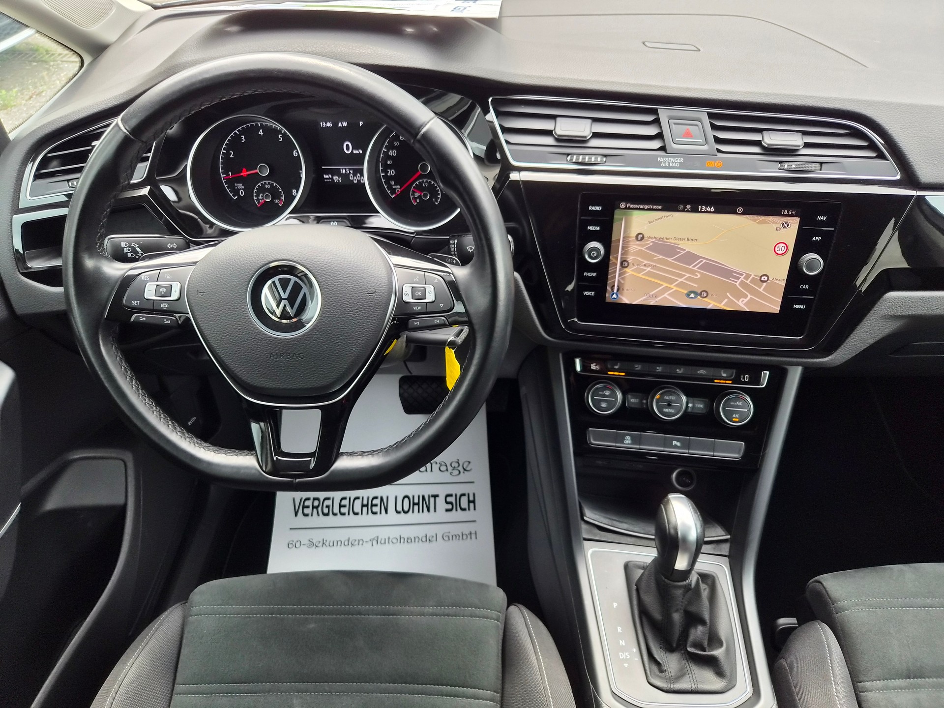 VW Touran 1.5 TSI EVO Comfortline DSG Ausführung 7 Sitzplätze-image-15