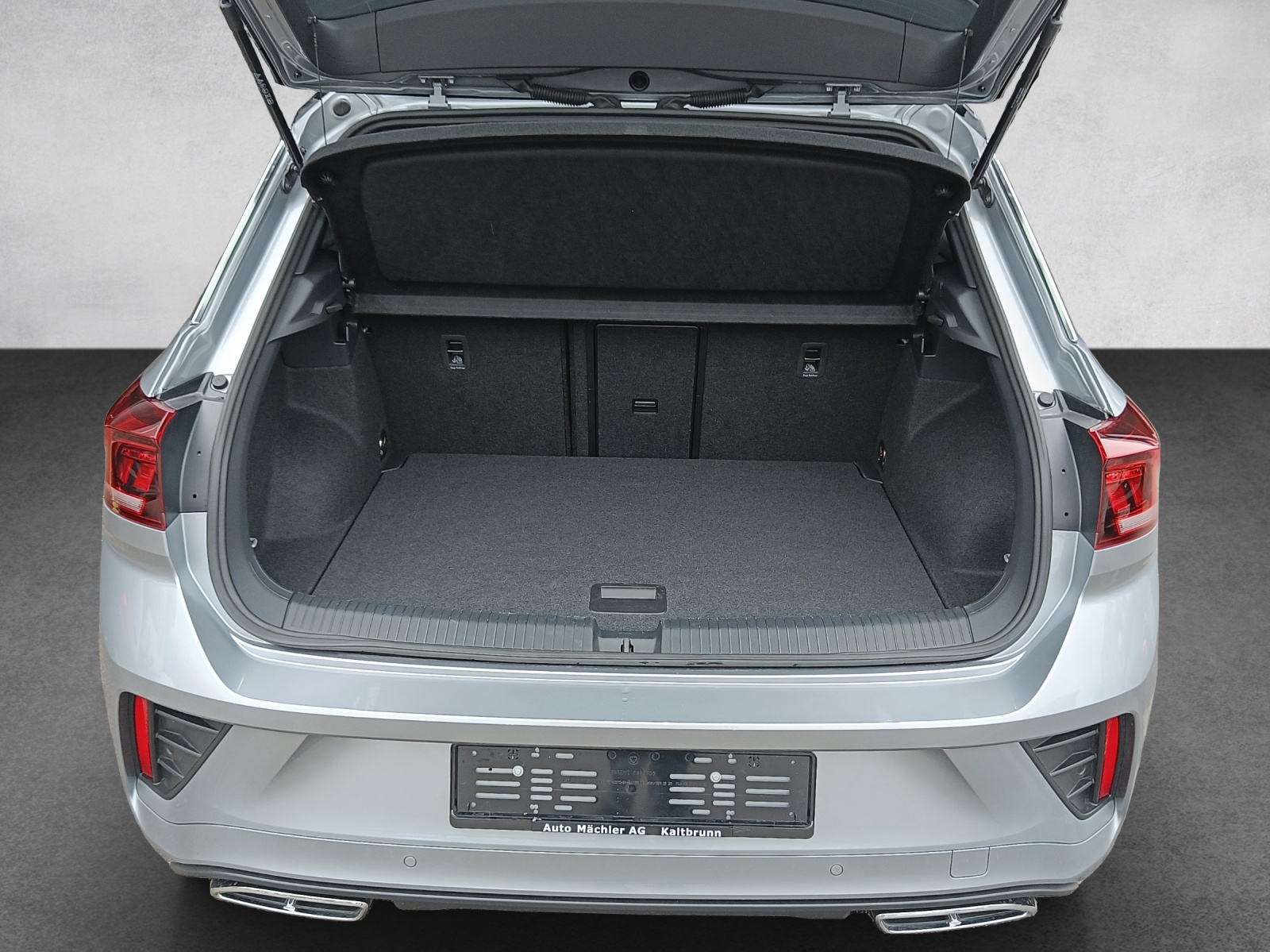 VW T-Roc 1.5 TSI EVO R-Line DSG mit AHK-image-15