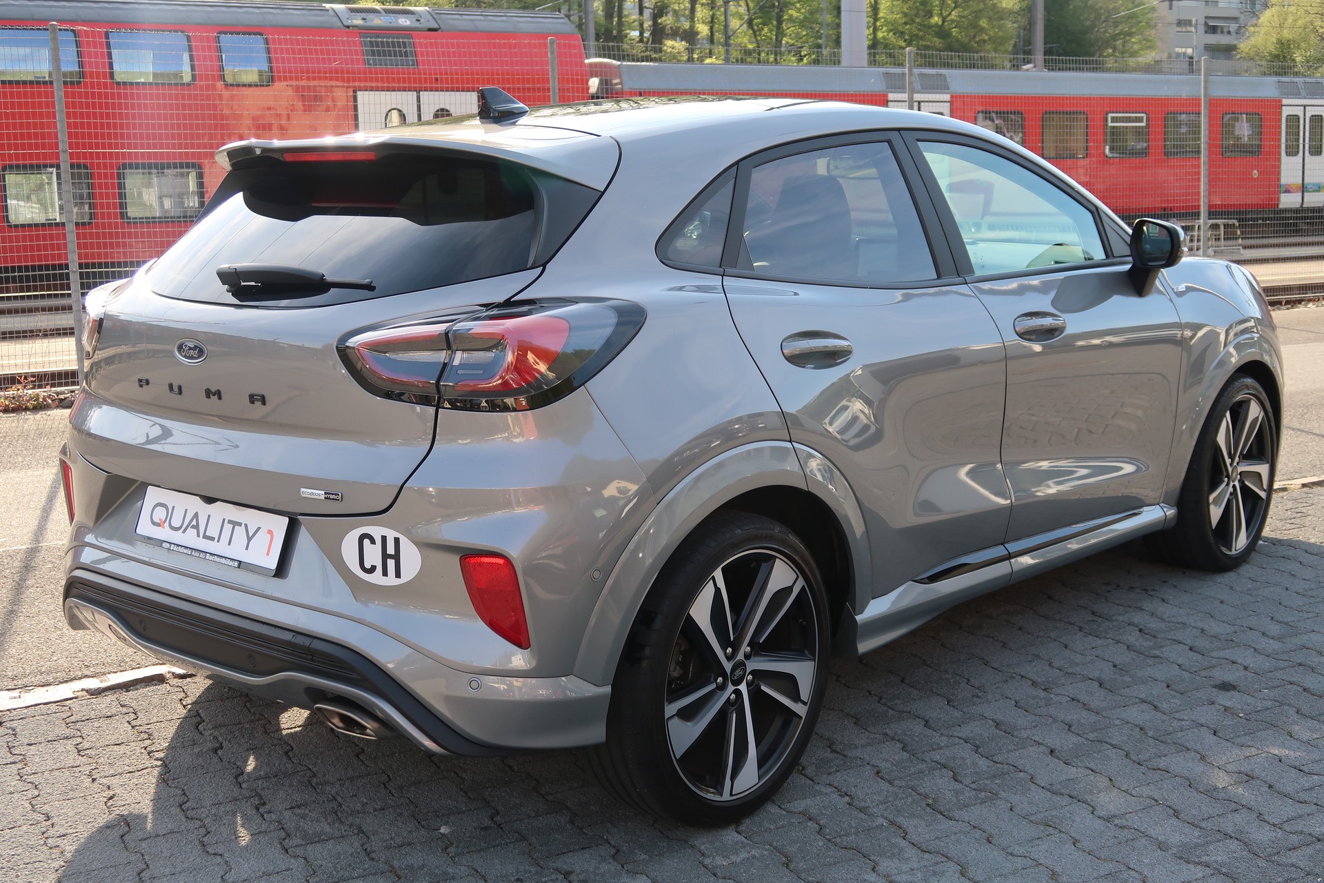 FORD Puma 1.0 MHEV ST-Line X-image-3