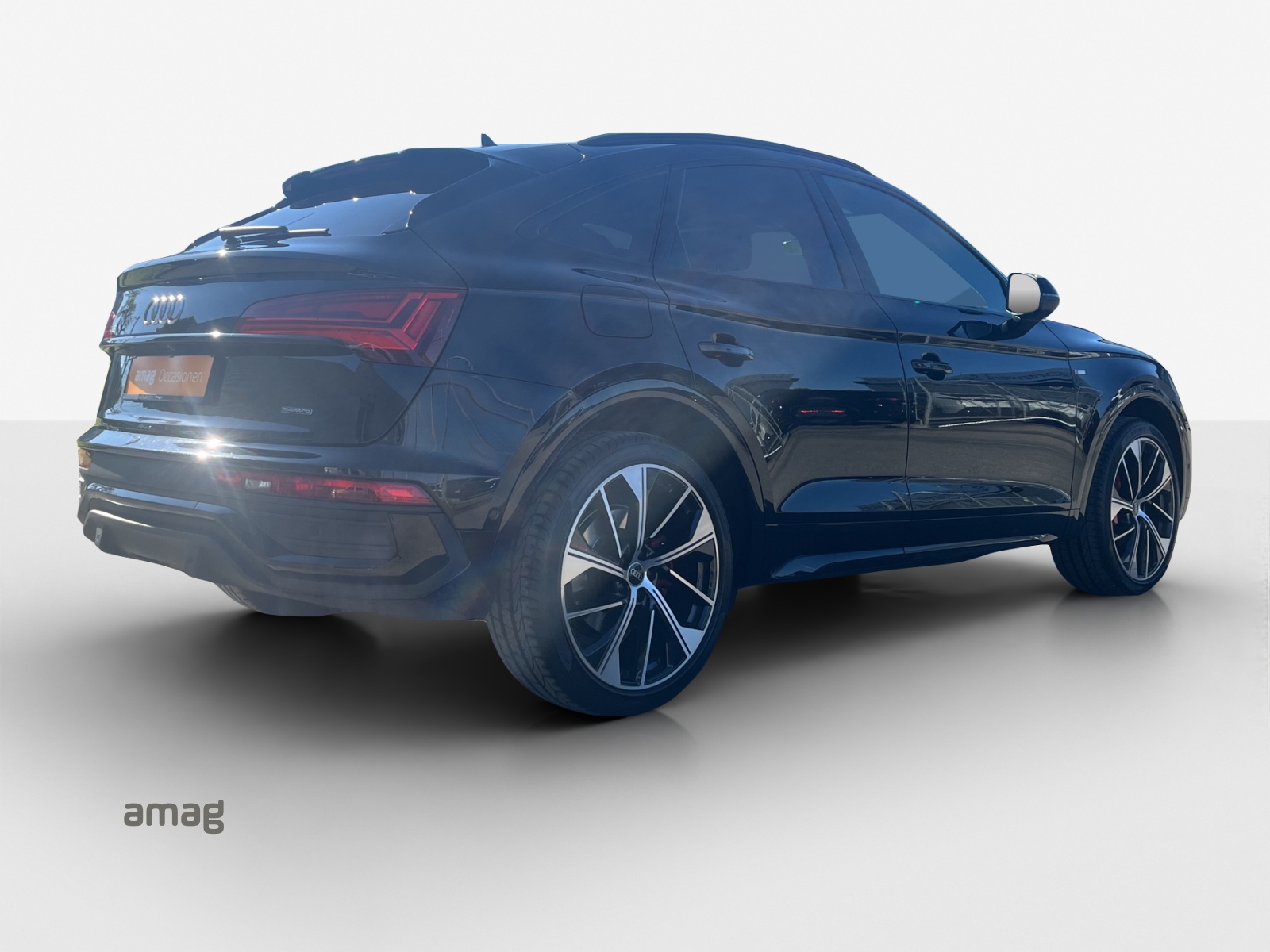 AUDI Q5 Sportback 45 TFSI S line quattro S-tronic-image-4