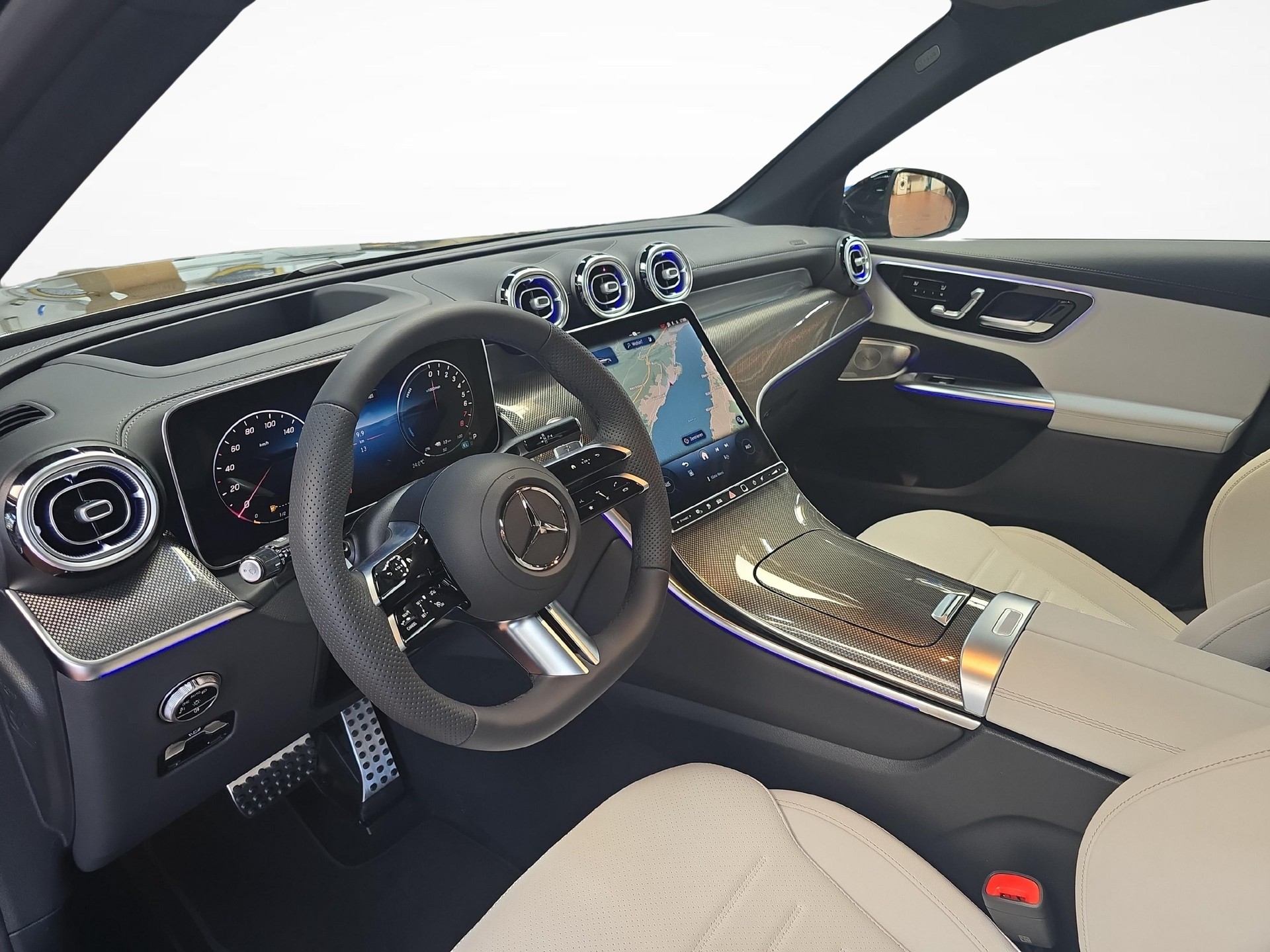 MERCEDES-BENZ GLC 400 e 4MATIC EQ Star AMG Line-image-4