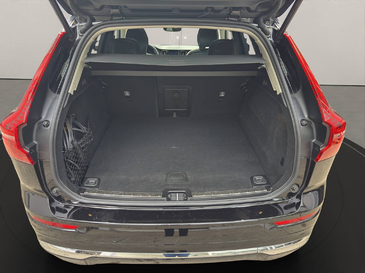 VOLVO XC60 2.0 T6 TE Ultimate Bright eAWD-image-11