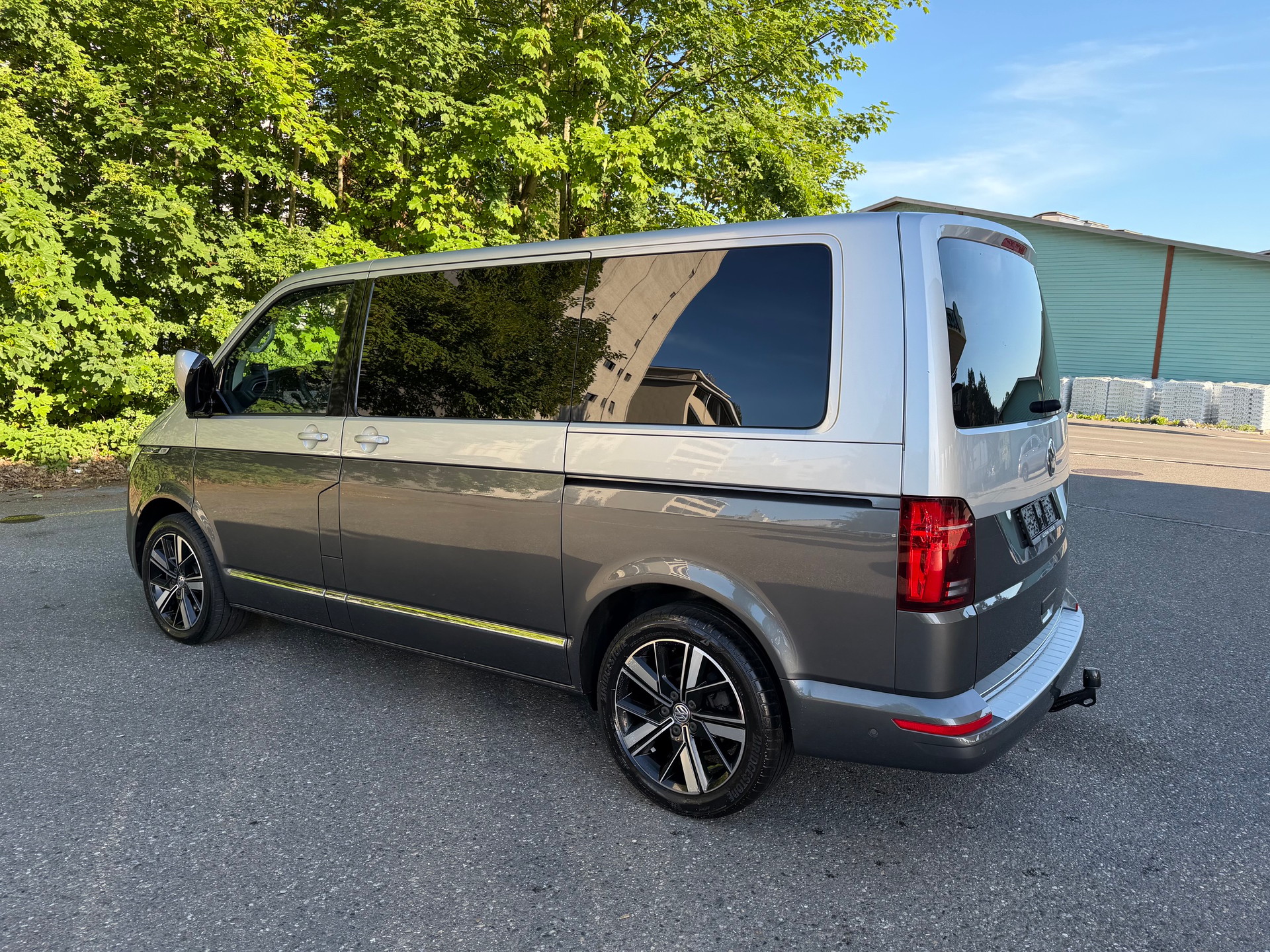 VW T6.1 Multivan 2.0 Bi-TDI Highline 4Motion DSG-image-2
