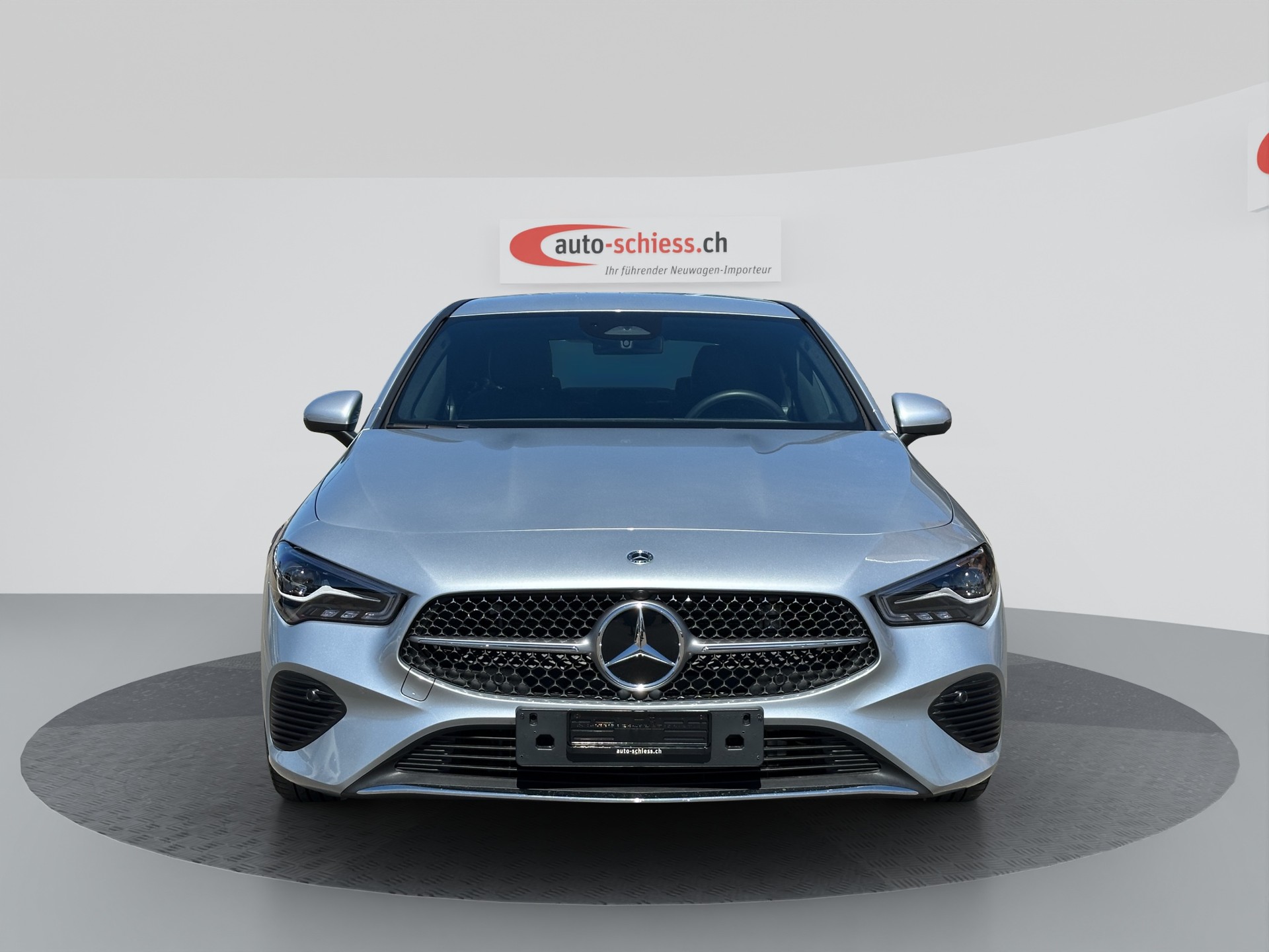 MERCEDES-BENZ CLA 180 d Progressive 8G-DCT-image-1