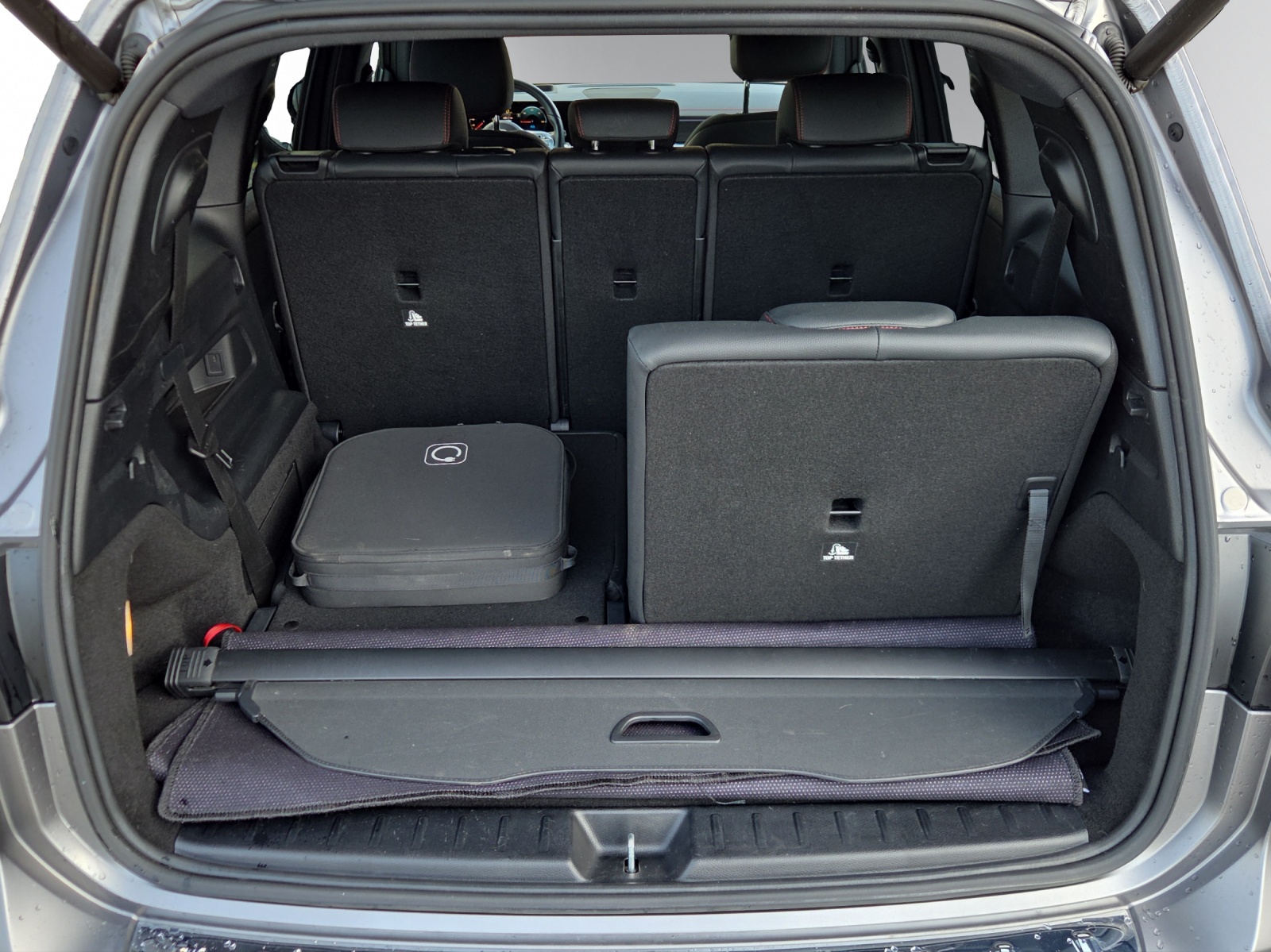 Image MERCEDES-BENZ EQB-350 EQB 350 4Matic Swiss Star AMG Line