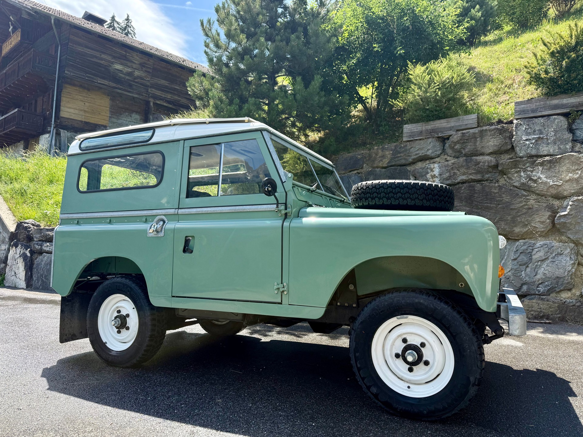 LAND ROVER Serie 2a-image-2