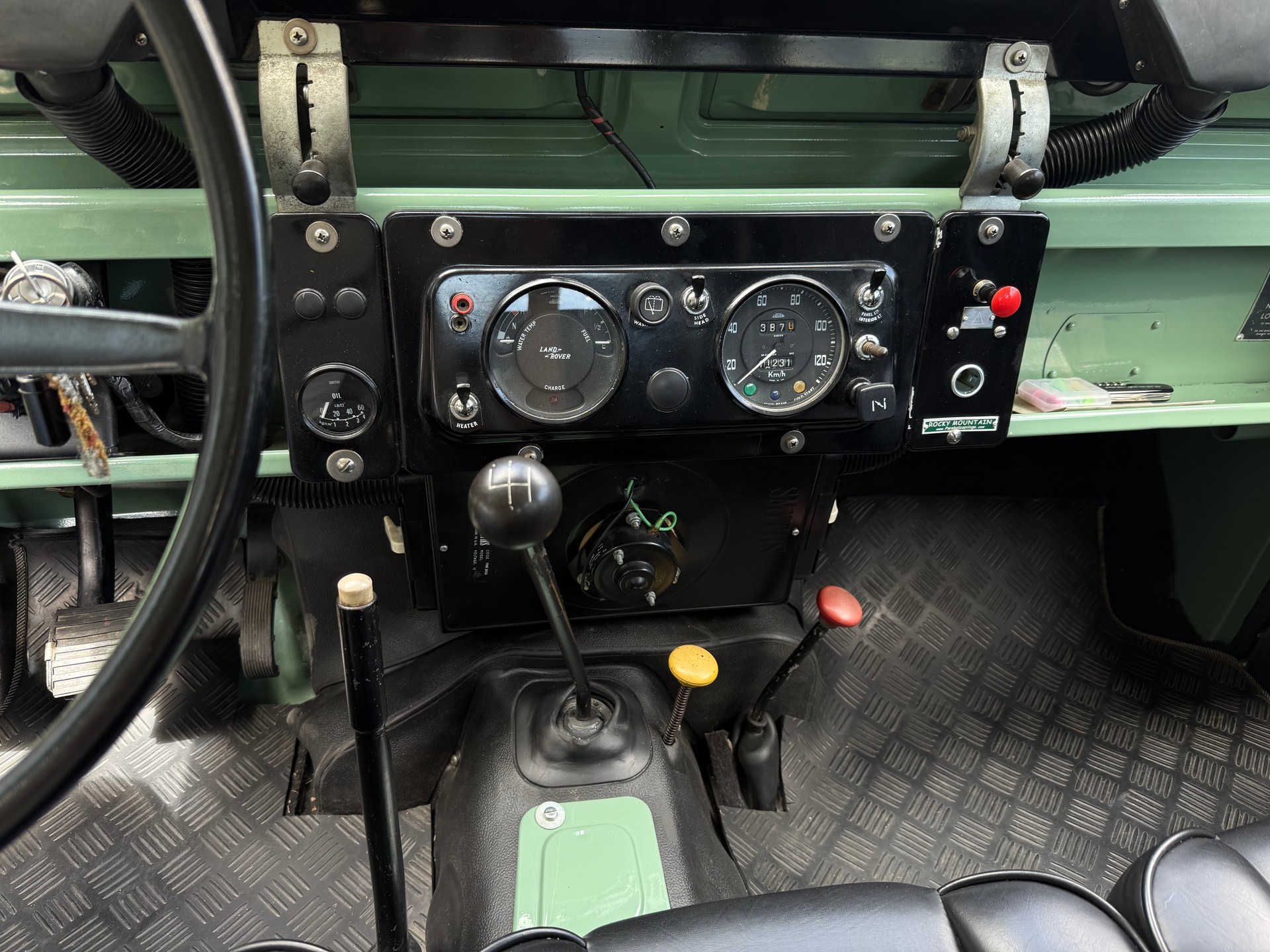 LAND ROVER Serie 2a-image-5