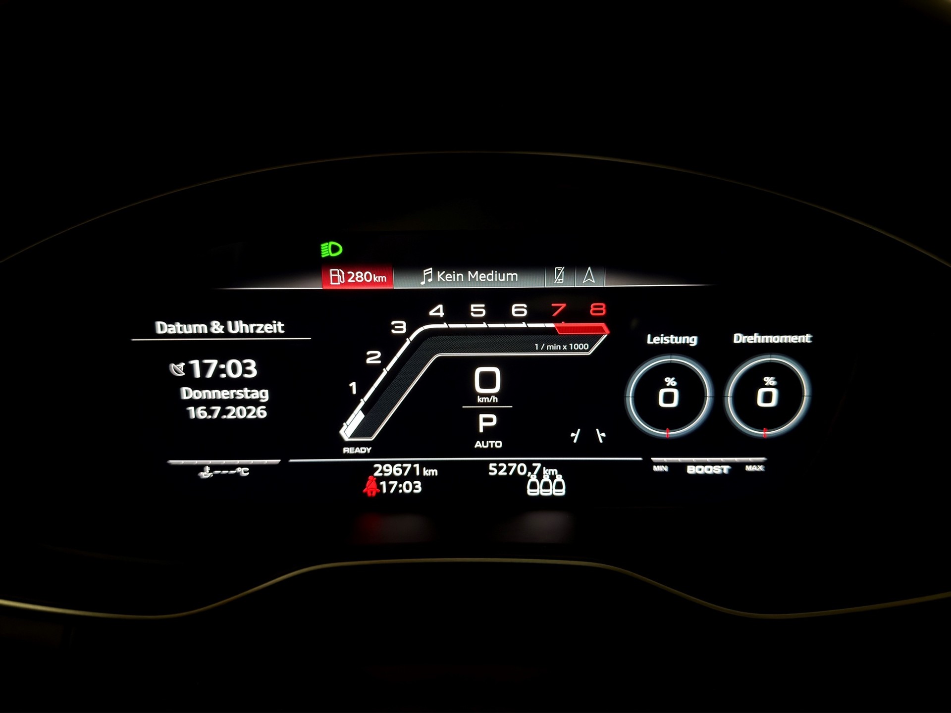 AUDI RS4 Avant quattro tiptronic-image-16