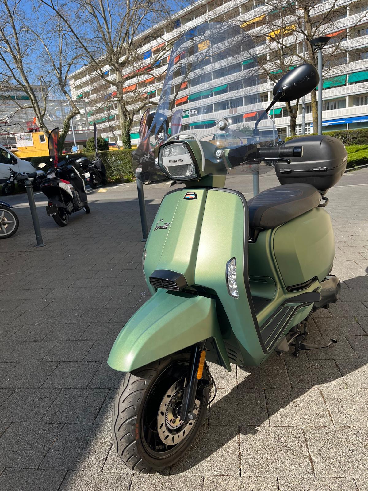 PIAGGIO v125-image-2