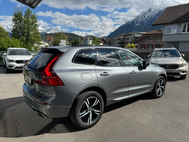 VOLVO XC60 2.0 B4 MH R-Design AWD-image-15