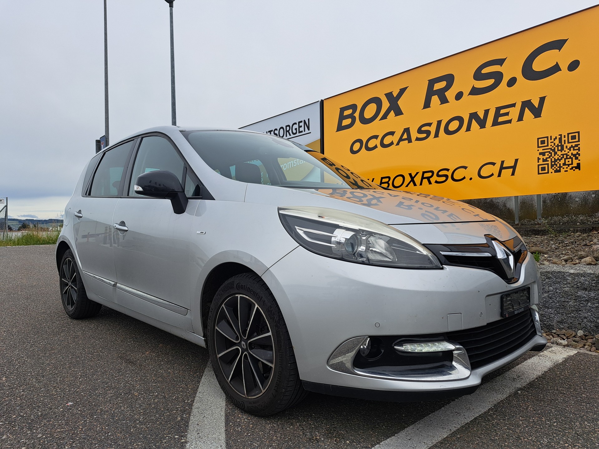 RENAULT Scénic 1.6 dCi Bose Edition-image-0
