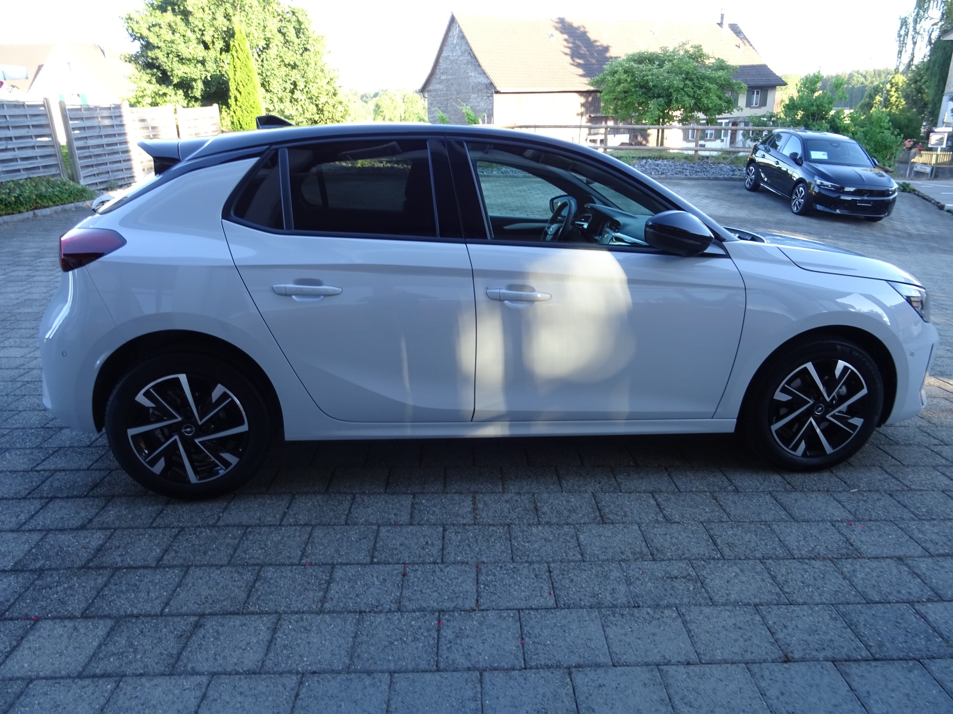 OPEL GS 1.2 Benzin 110PS-image-6